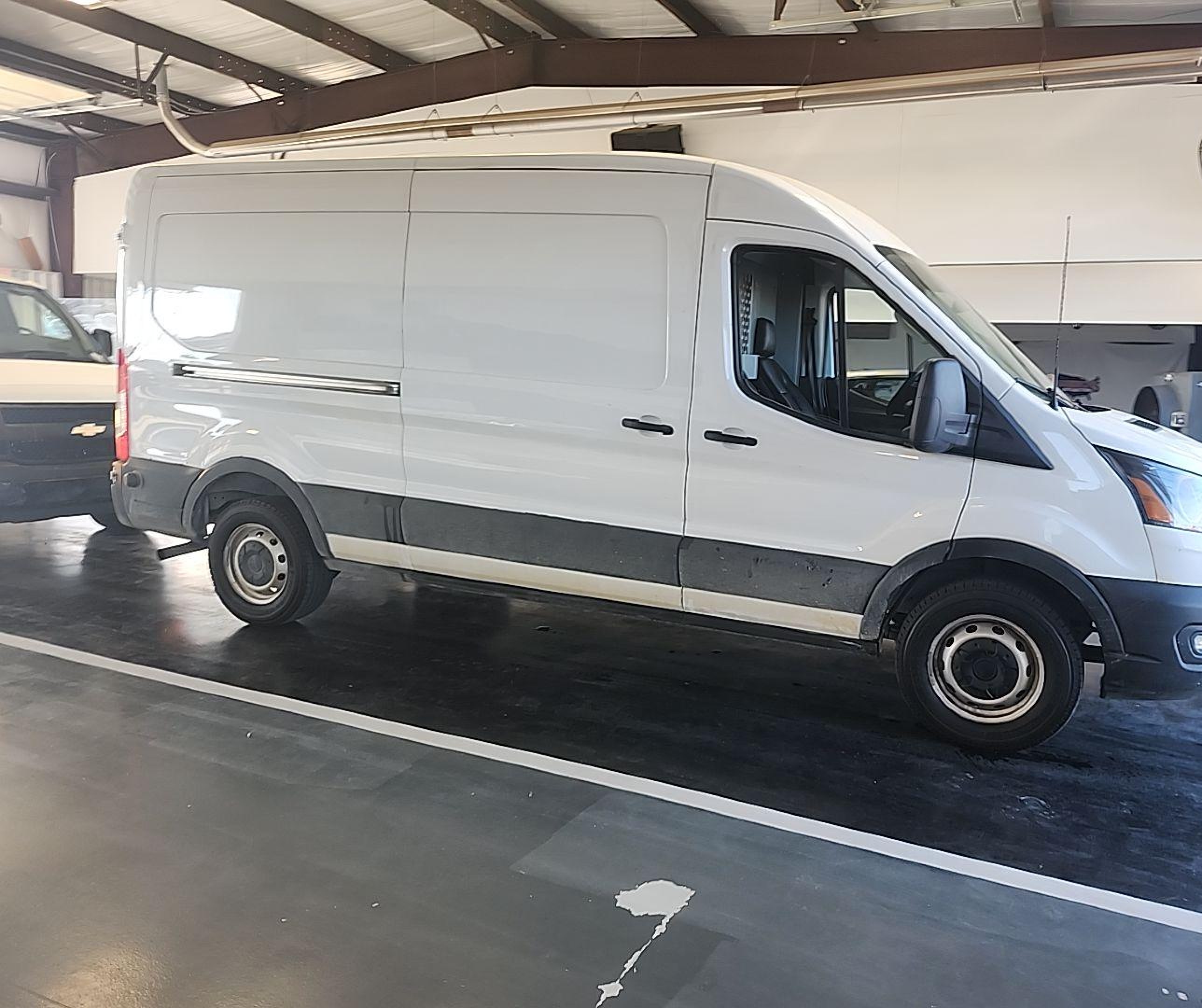 2020 Ford Transit-150 vin: 1FTYE1C80LKA46318