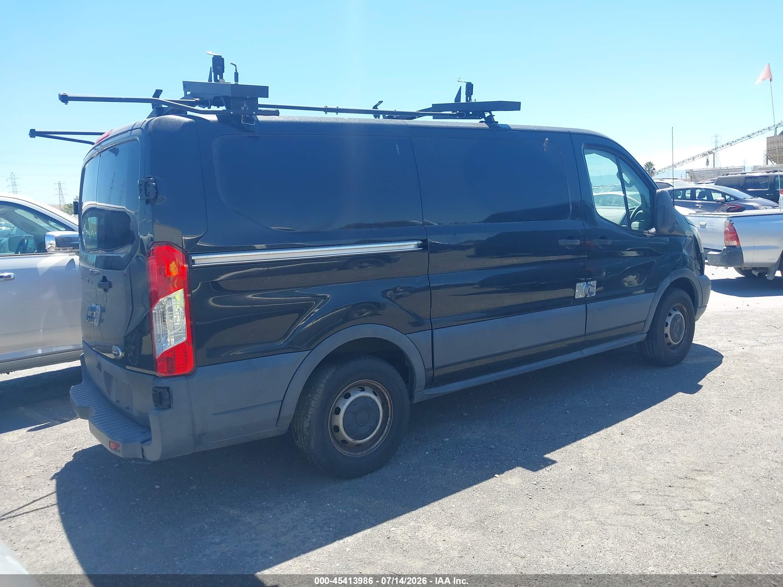 2015 Ford Transit-150   Black vin: 1FTYE1YM0FKA21672