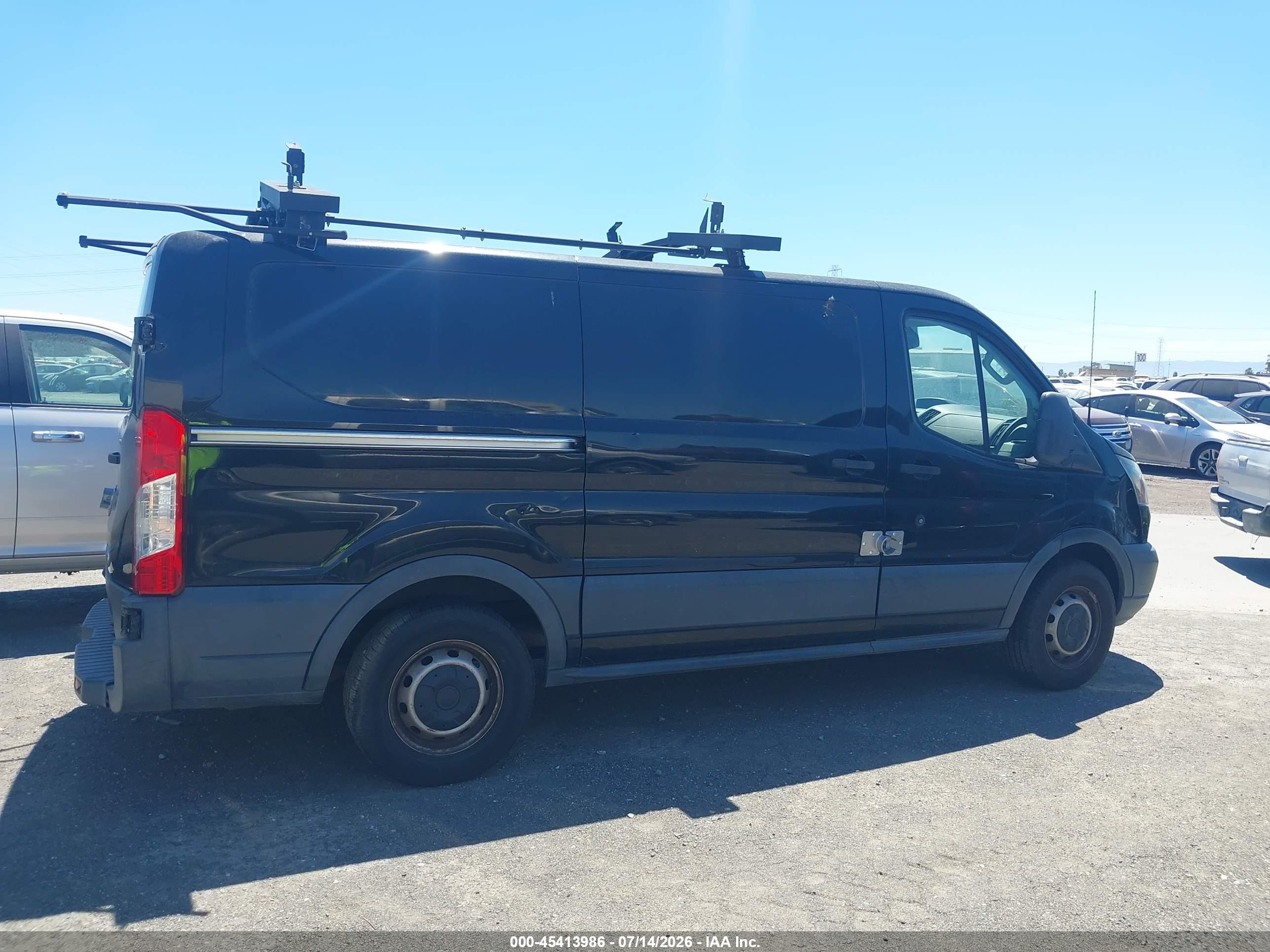 2015 Ford Transit-150   Black vin: 1FTYE1YM0FKA21672