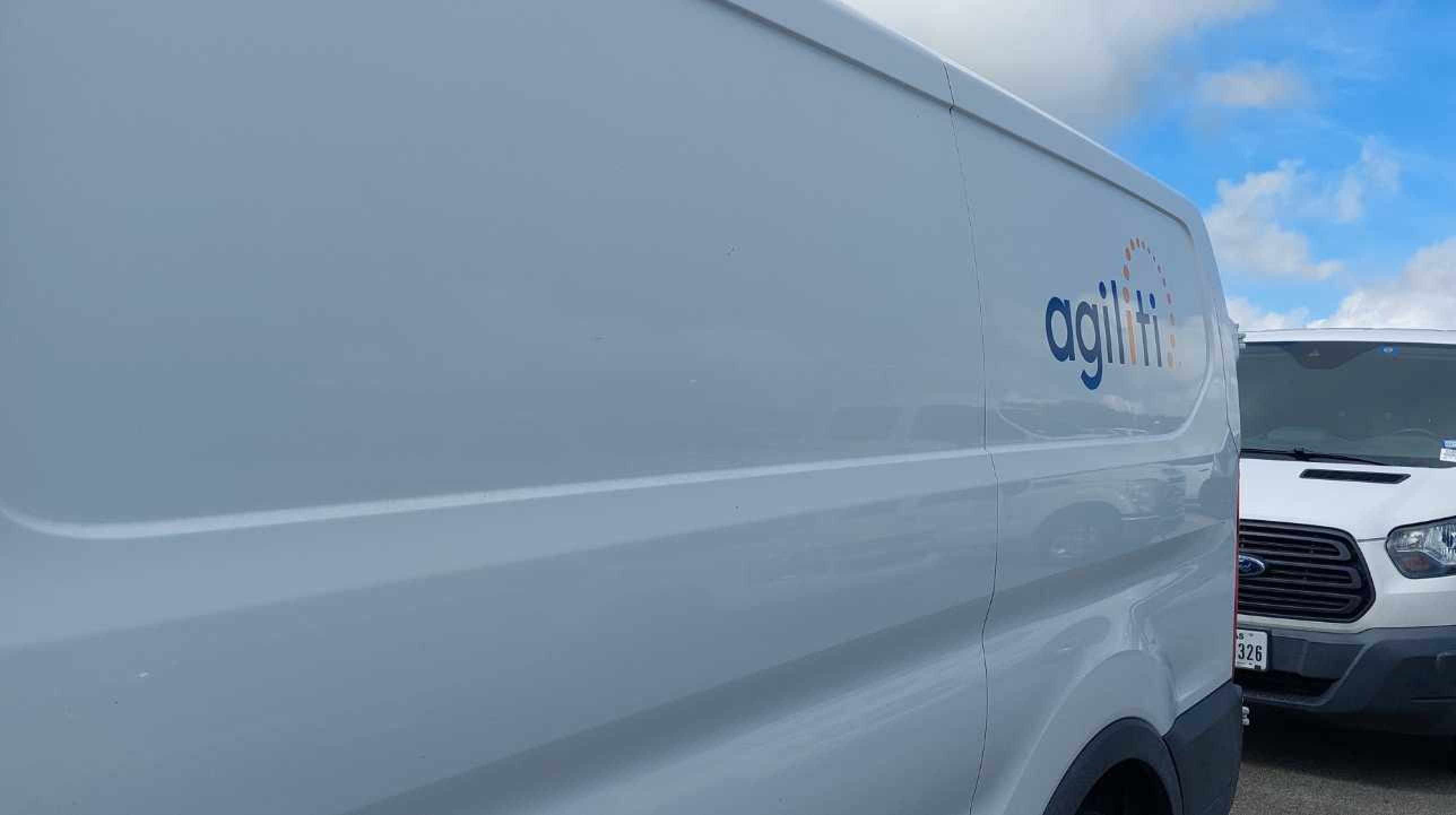 2017 Ford Transit-150   vin: 1FTYE1YM3HKB32719