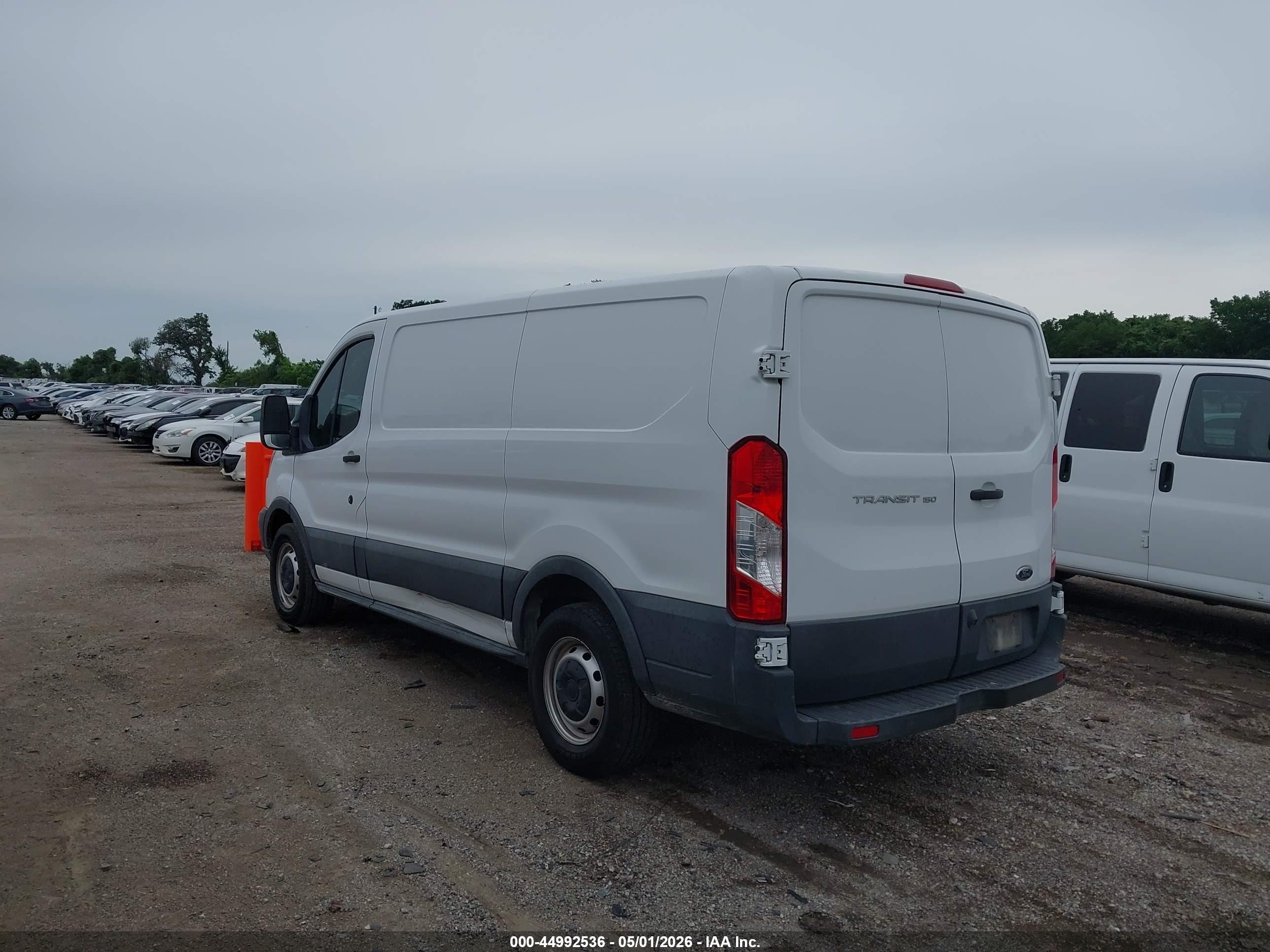 2016 Ford Transit-150   Белый vin: 1FTYE1YM6GKB43745