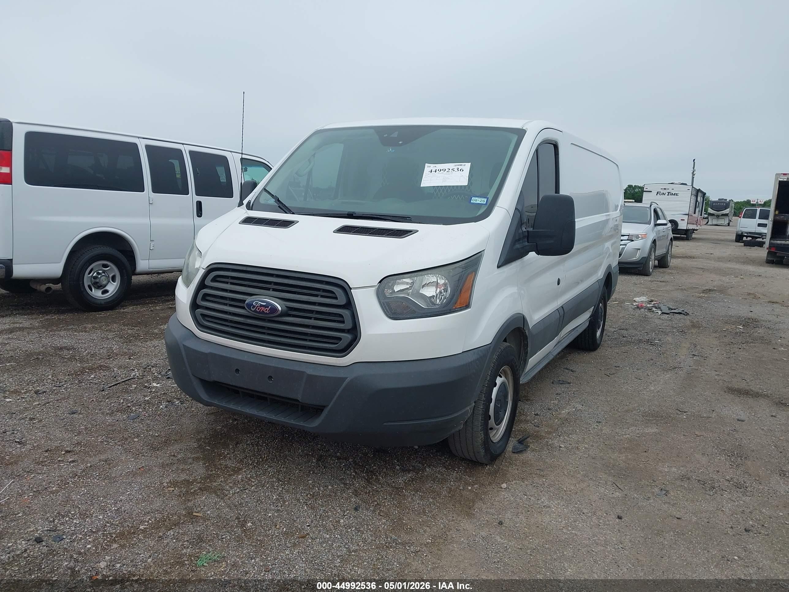 2016 Ford Transit-150   Белый vin: 1FTYE1YM6GKB43745