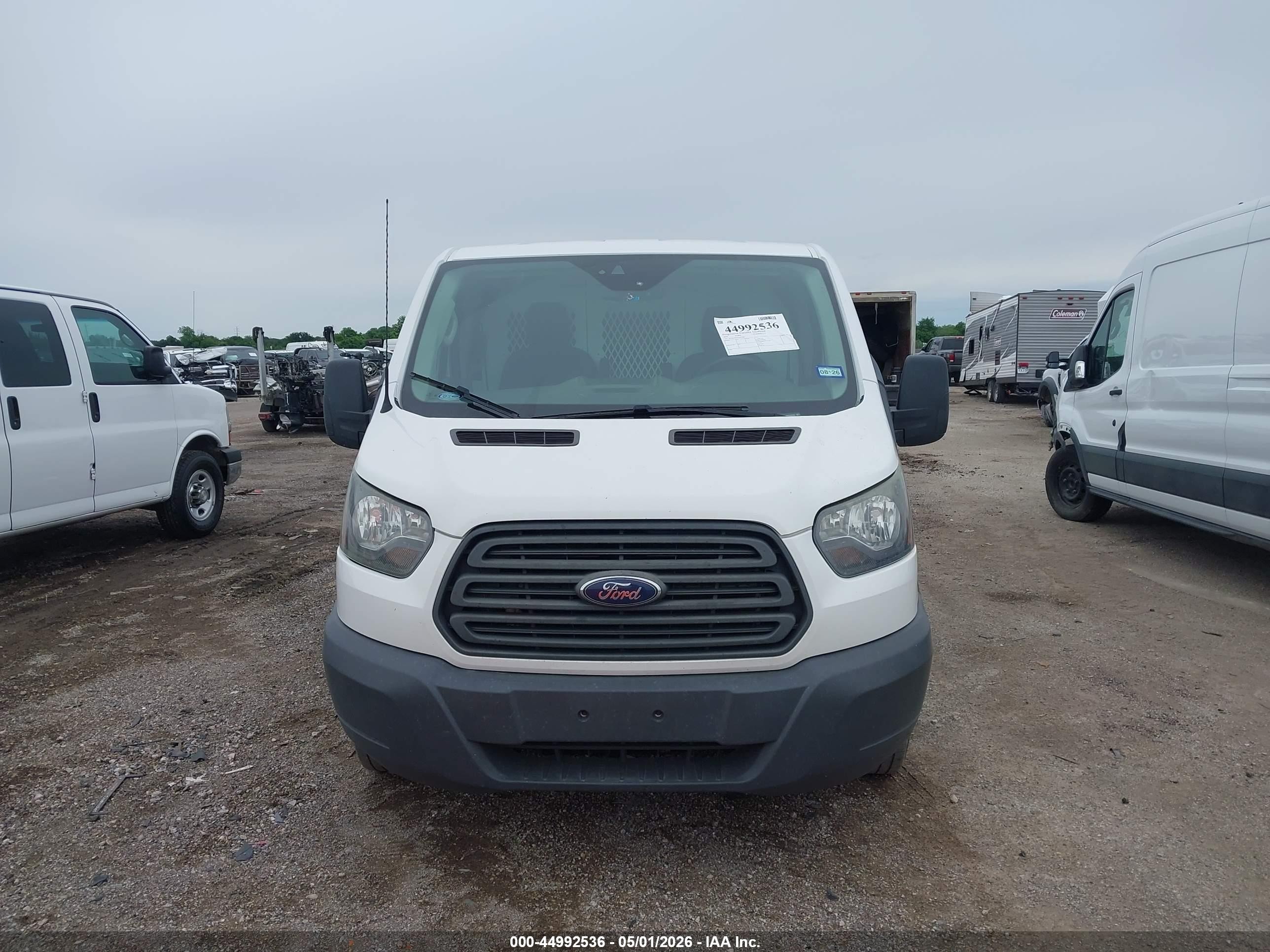 2016 Ford Transit-150   Белый vin: 1FTYE1YM6GKB43745