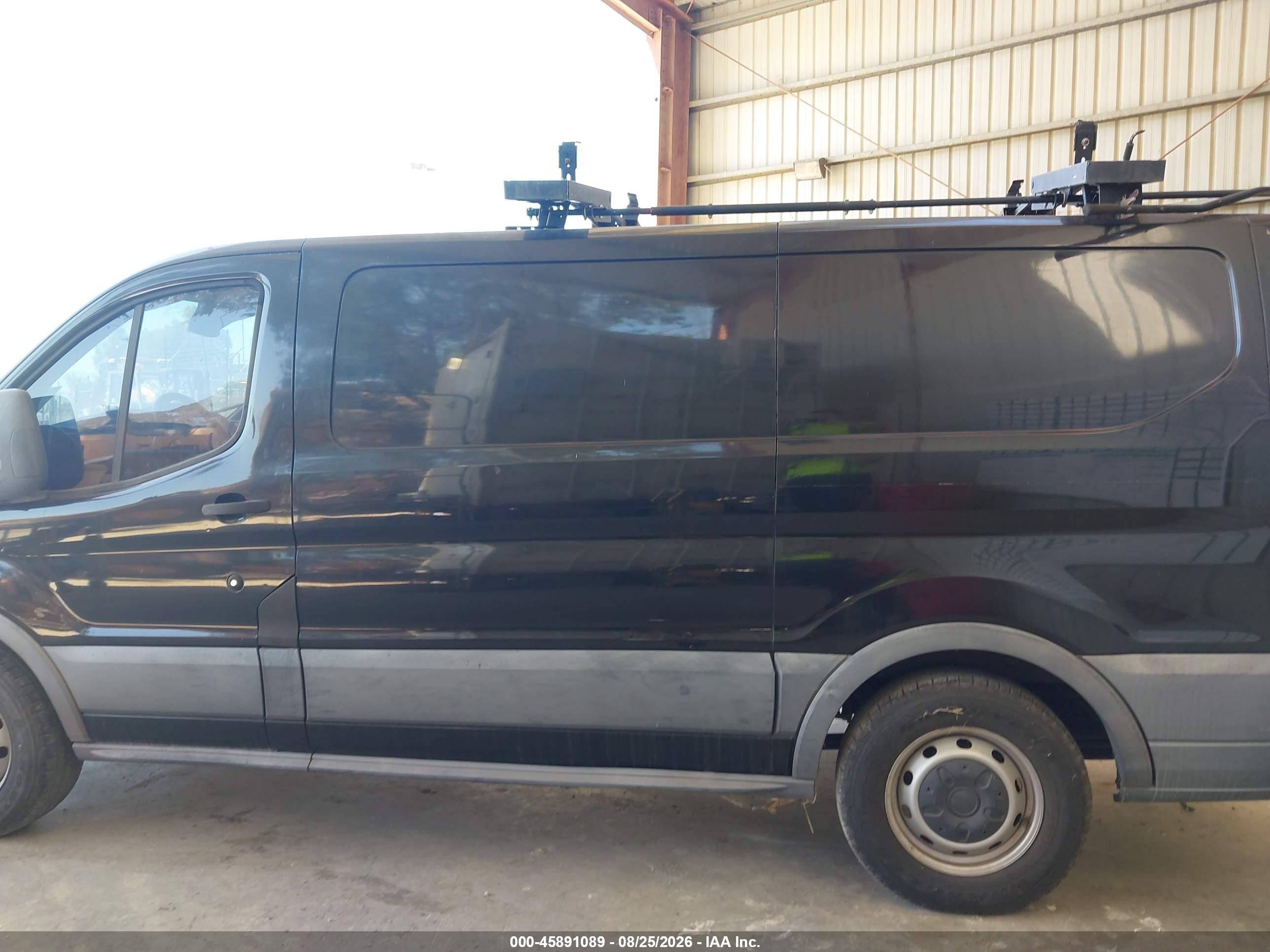 2015 Ford Transit-150   Black vin: 1FTYE1YM8FKA87287