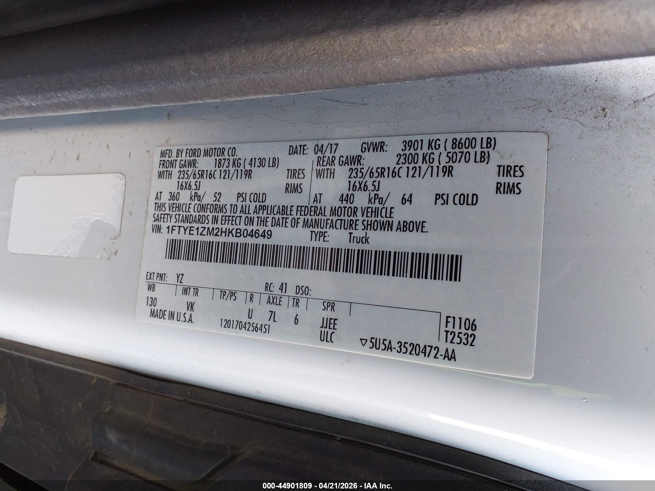 2017 Ford Transit-150   Белый vin: 1FTYE1ZM2HKB04649
