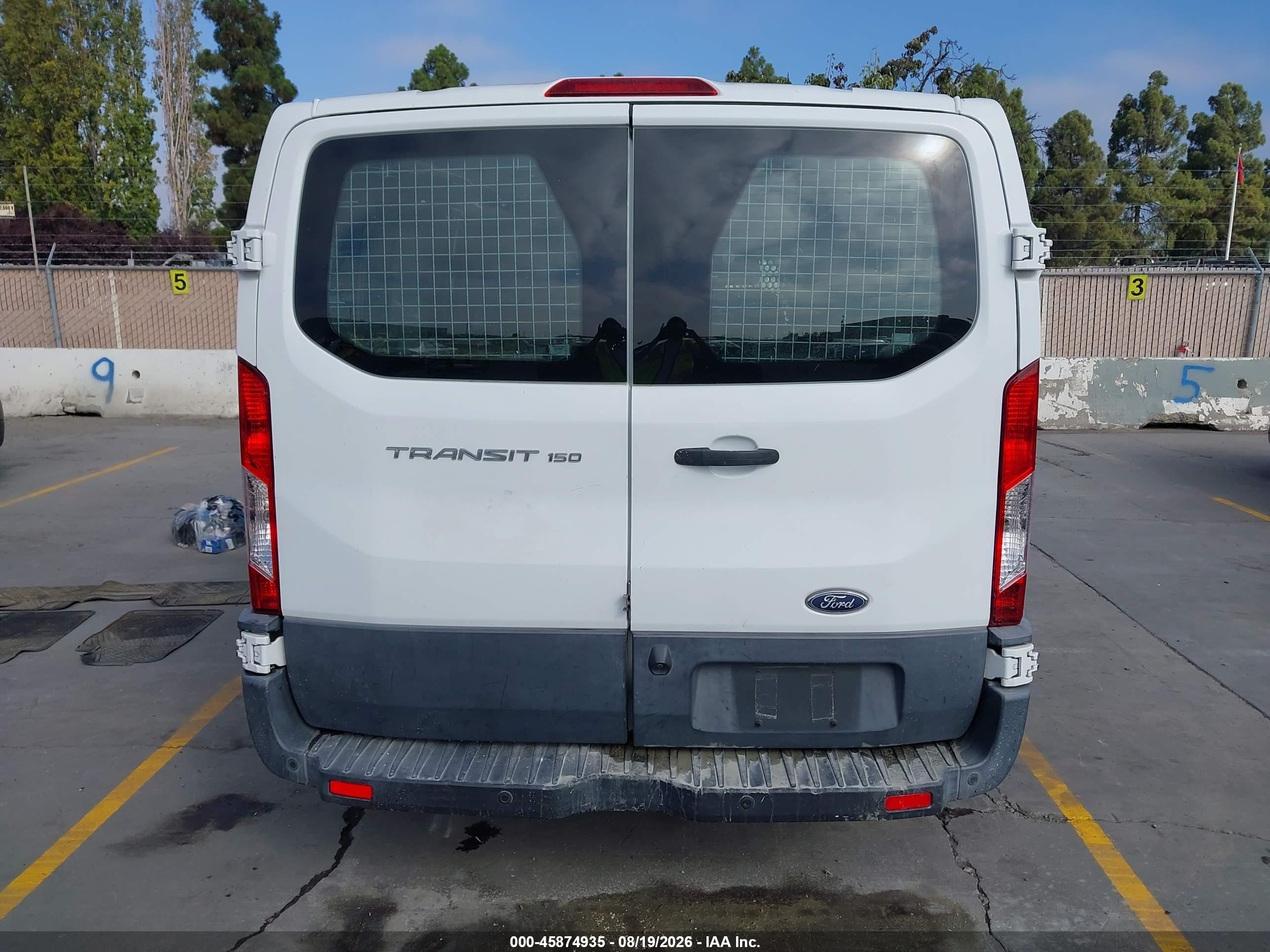 2016 Ford Transit-150 White vin: 1FTYE1ZM4GKA81048