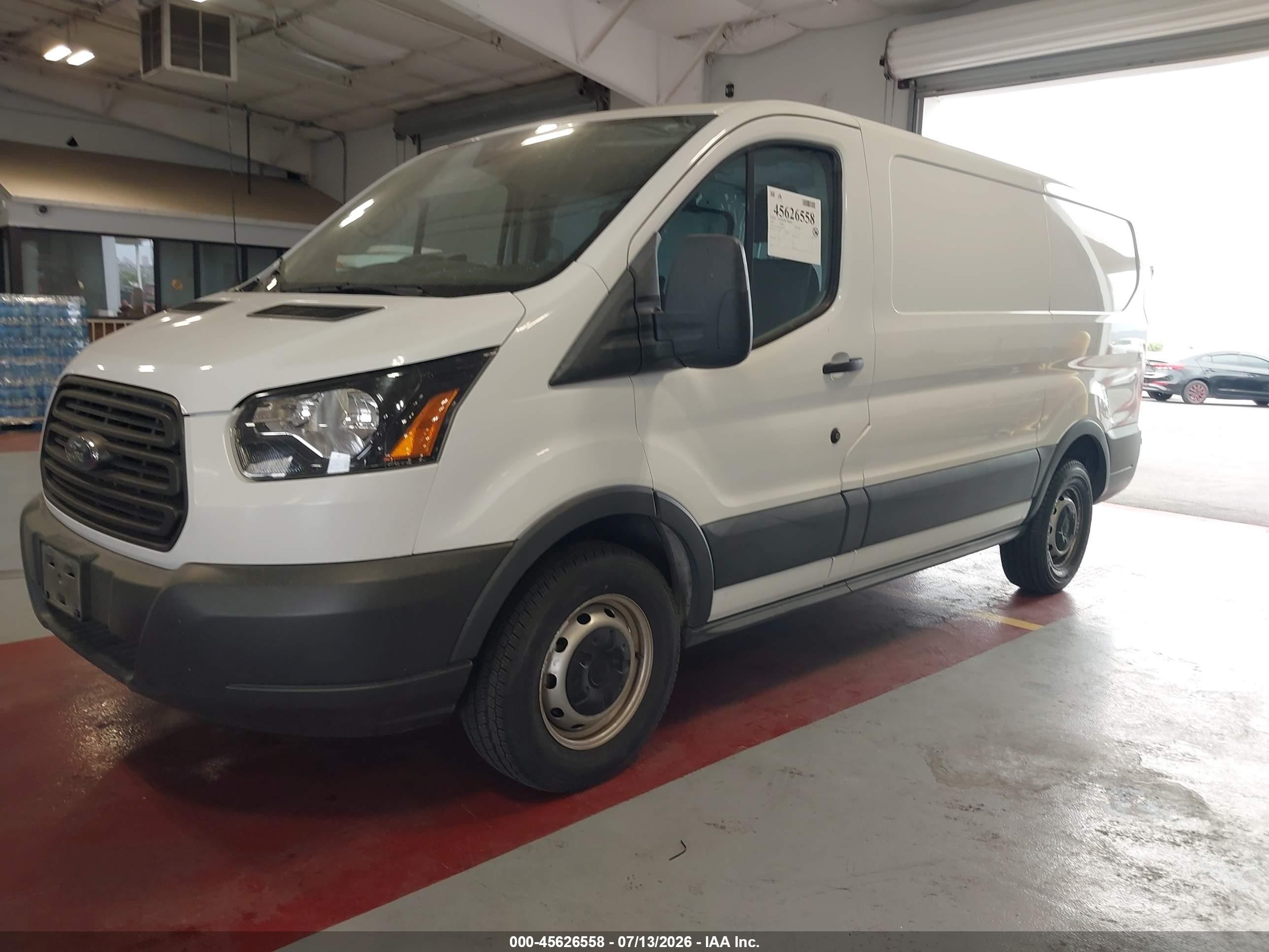2018 Ford Transit-150   White vin: 1FTYE1ZM7JKB42447
