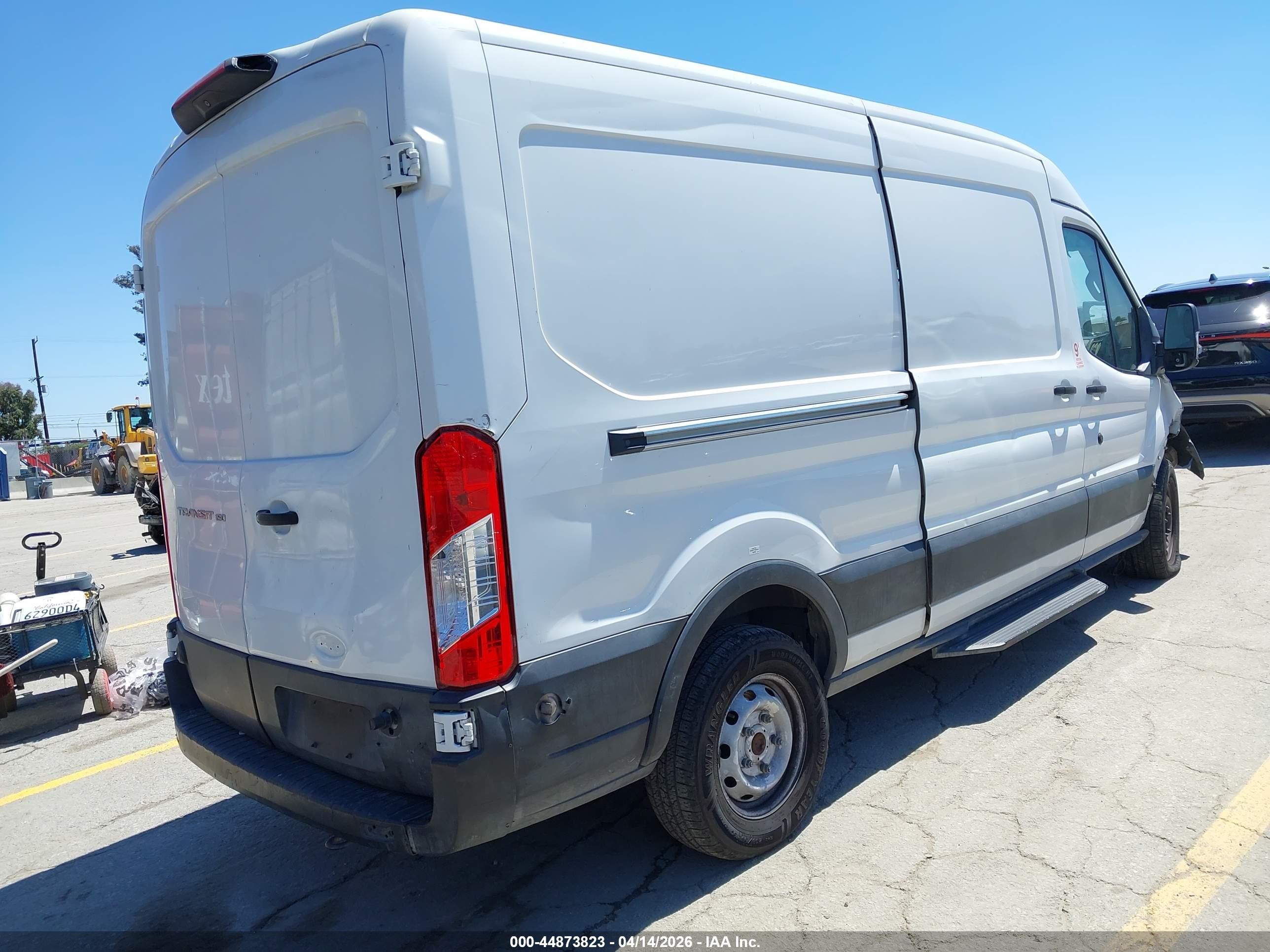 2019 Ford Transit-150 Белый vin: 1FTYE2CM1KKB49183