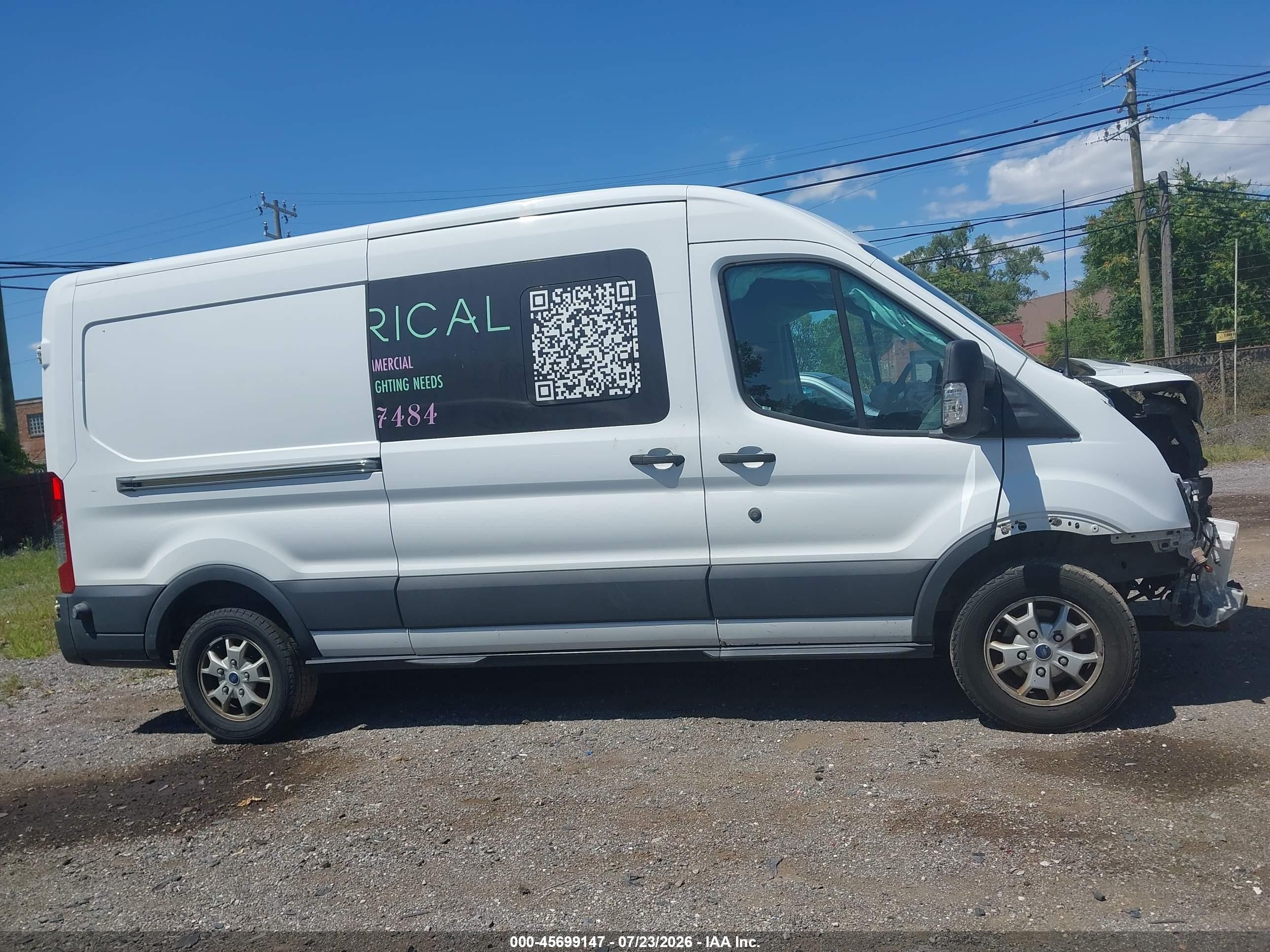 2015 Ford Transit-150   White vin: 1FTYE2CM2FKA49003