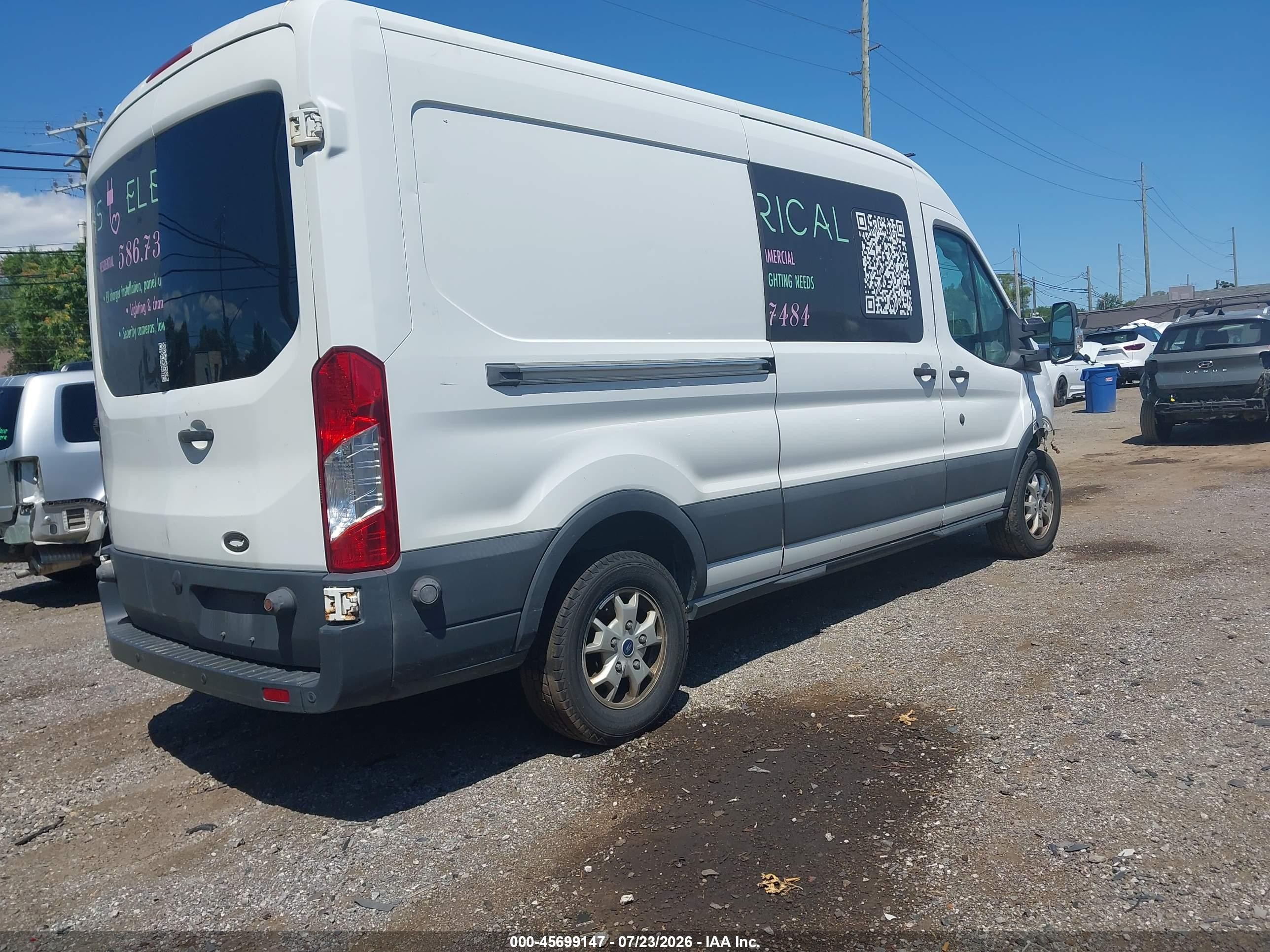 2015 Ford Transit-150   White vin: 1FTYE2CM2FKA49003