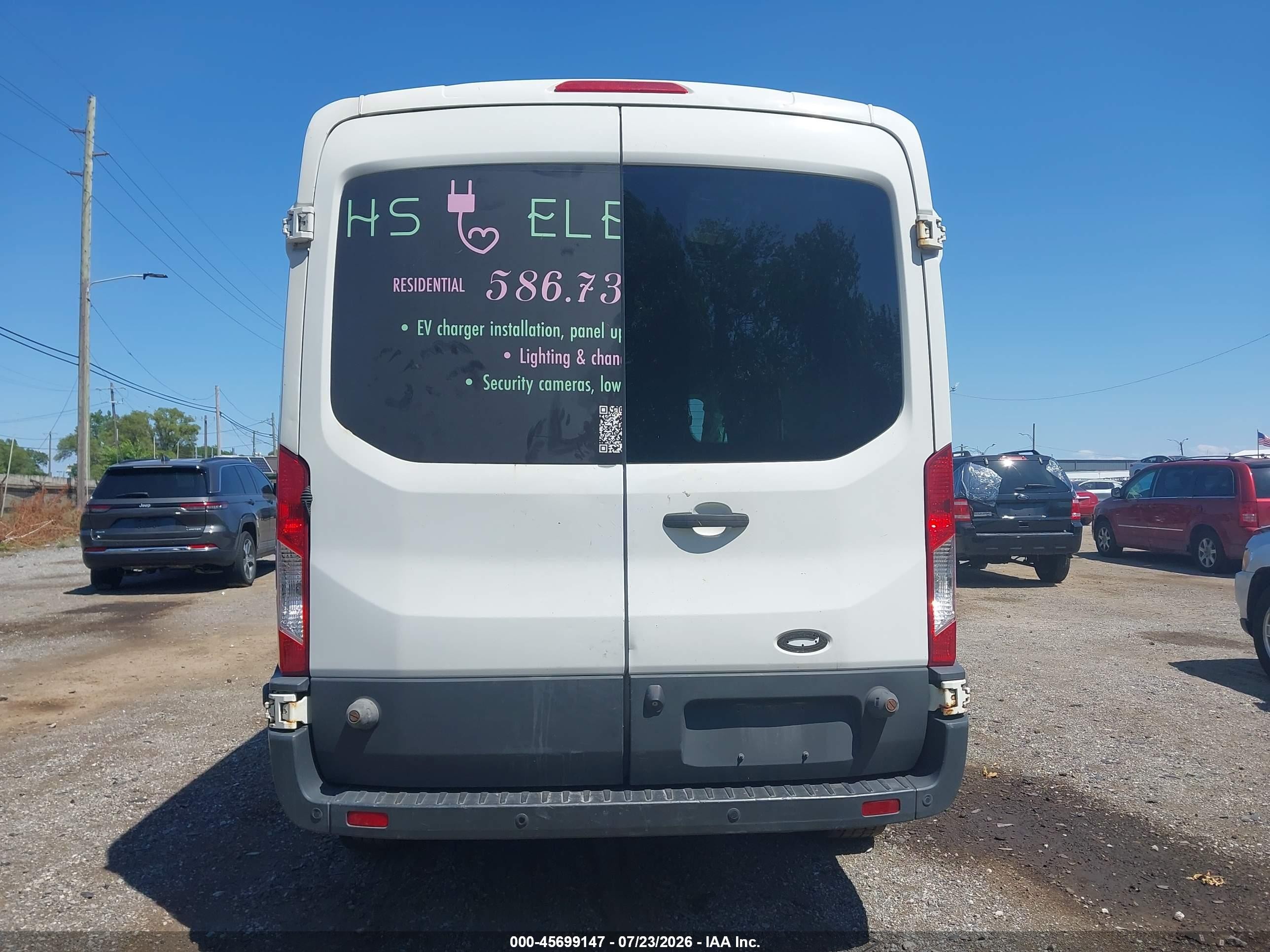 2015 Ford Transit-150   White vin: 1FTYE2CM2FKA49003