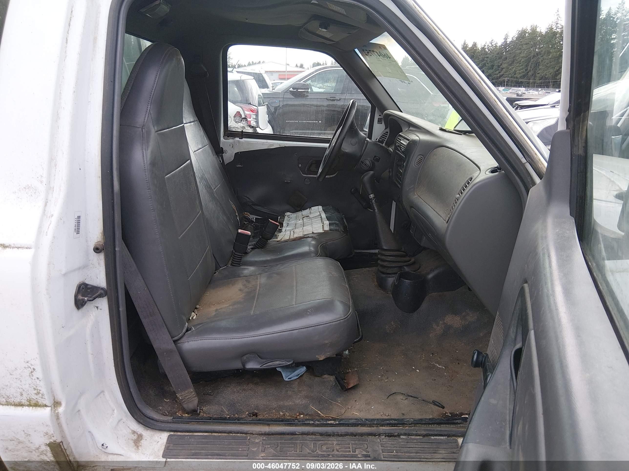2001 Ford Ranger Xl/xlt White vin: 1FTYR10C01TA03893