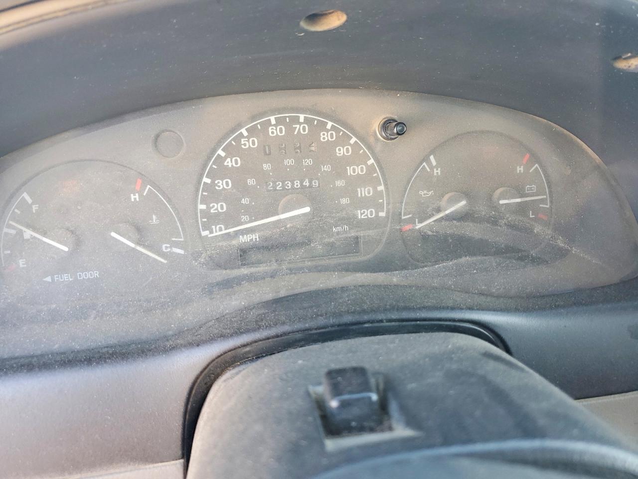 1998 Ford Ranger Green vin: 1FTYR10C0WPB37349