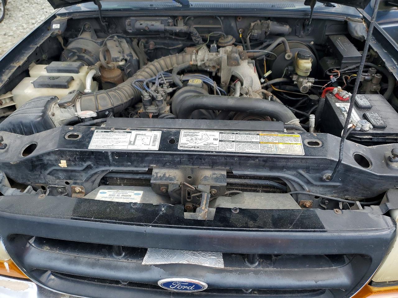 1998 Ford Ranger Black vin: 1FTYR10C0WTA53460