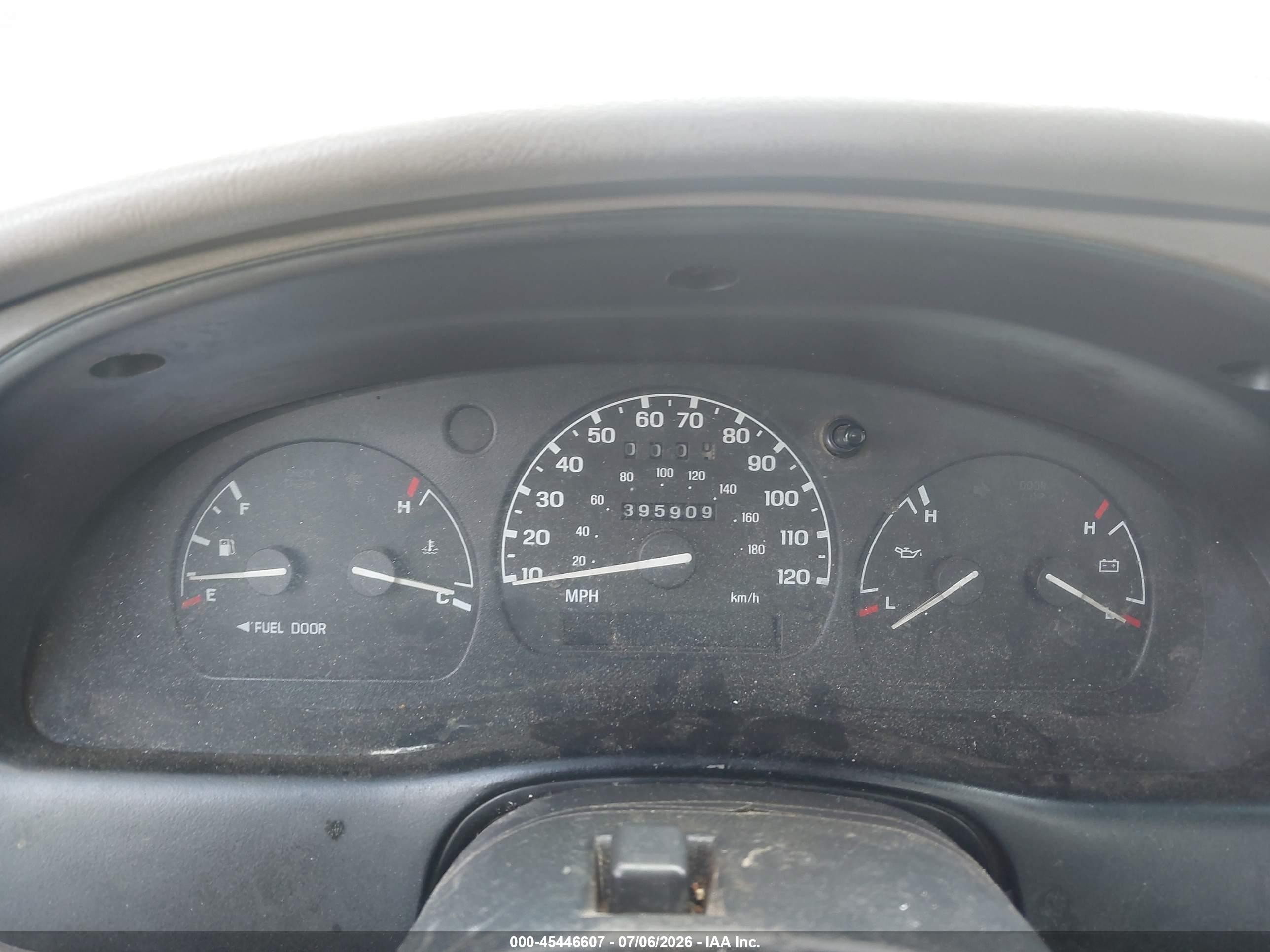 1999 Ford Ranger Xl/xlt Красный vin: 1FTYR10C0XPC04579