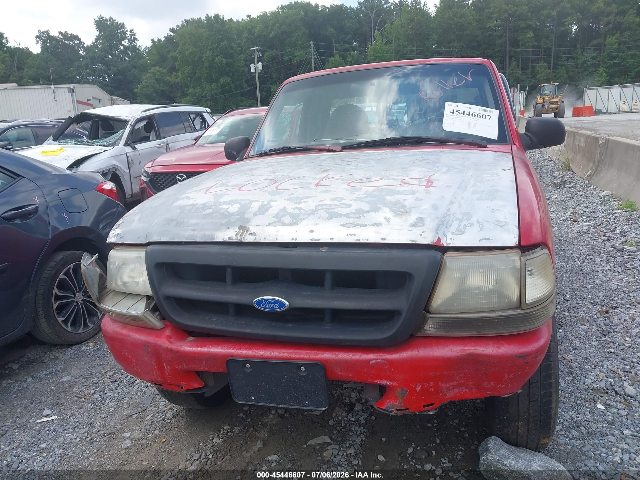 1999 Ford Ranger Xl/xlt Красный vin: 1FTYR10C0XPC04579