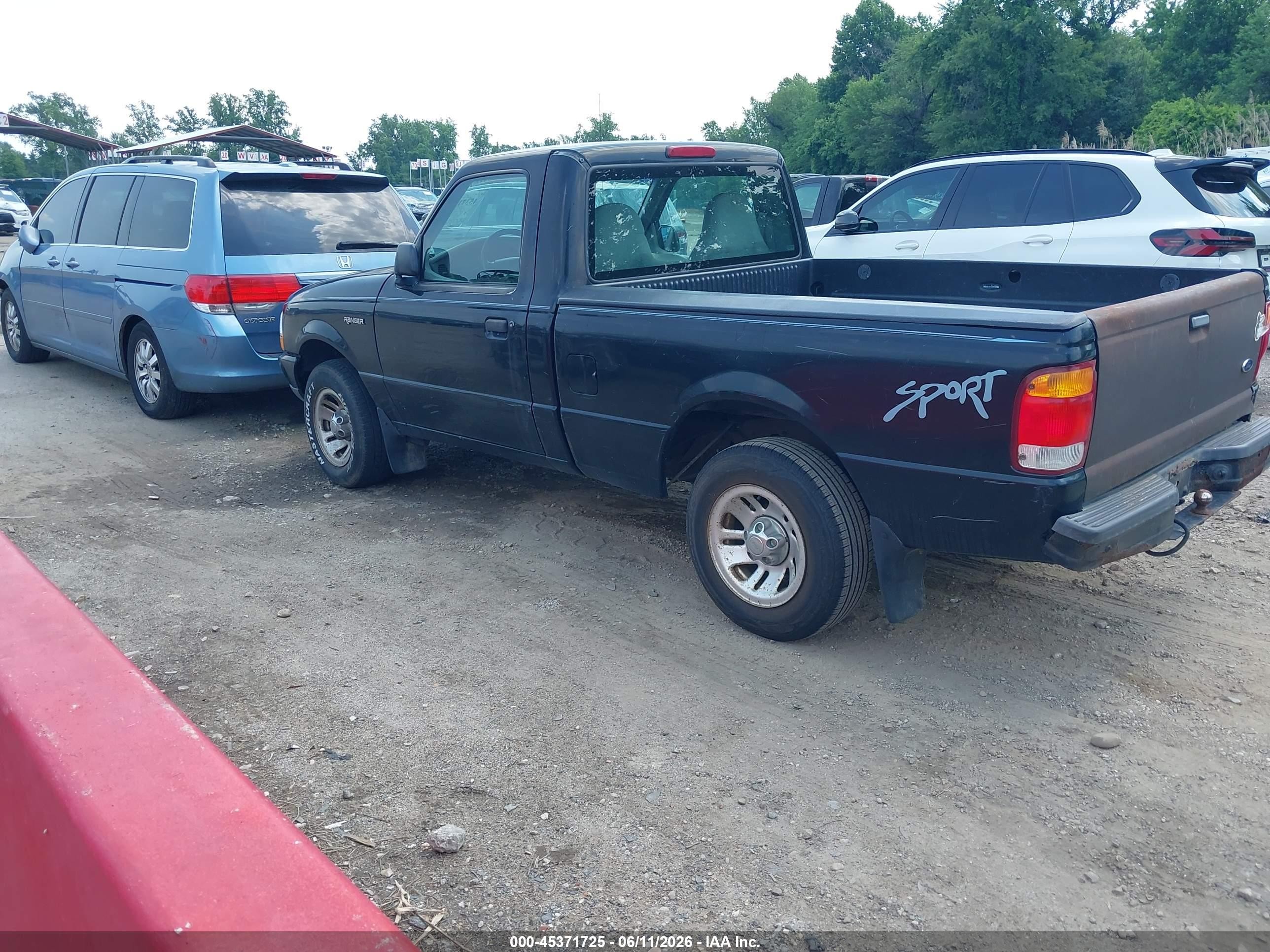 1999 Ford Ranger Xl/xlt Black vin: 1FTYR10C1XTA84637