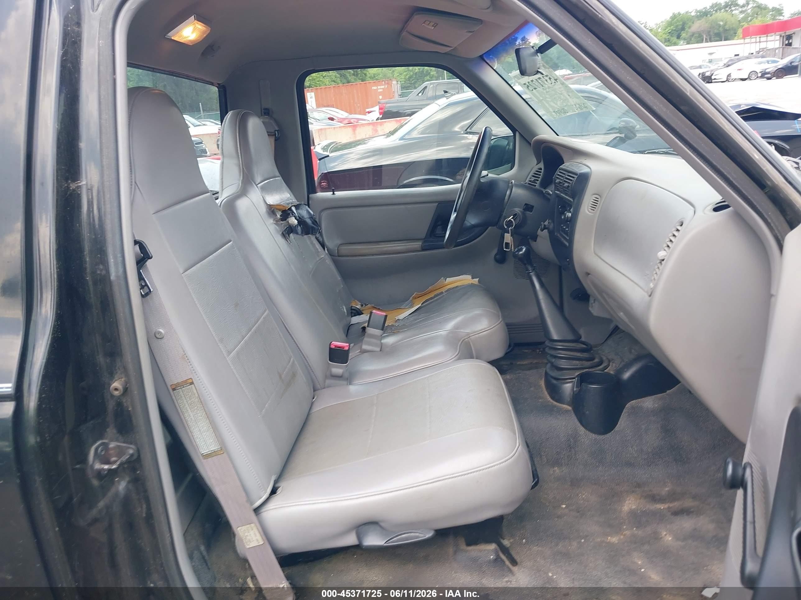1999 Ford Ranger Xl/xlt Black vin: 1FTYR10C1XTA84637