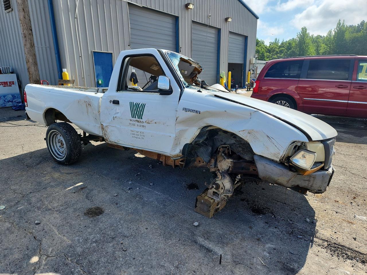 2000 Ford Ranger White vin: 1FTYR10C1YTA26805