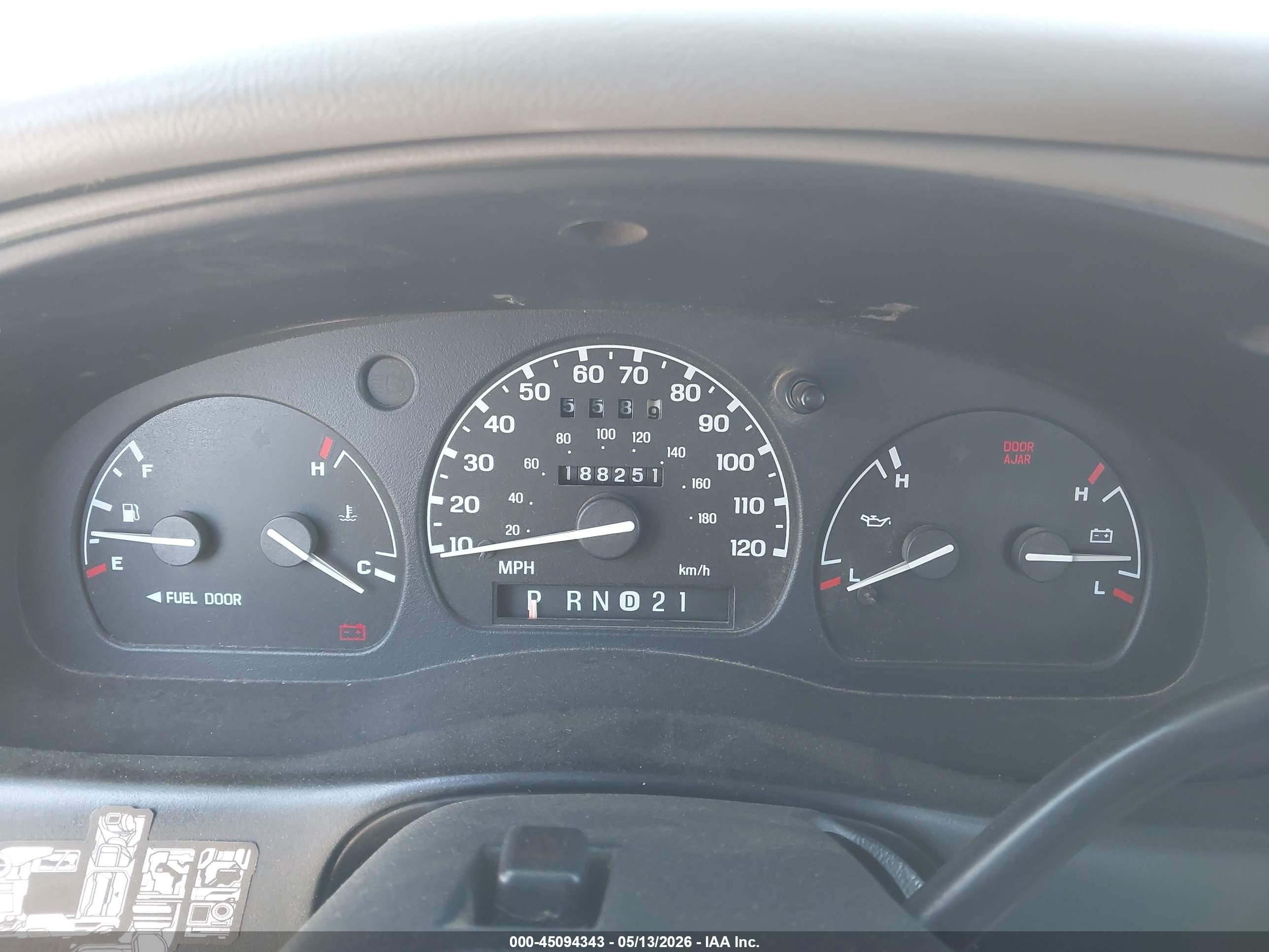 1998 Ford Ranger Splash/xl/xlt Red vin: 1FTYR10C2WUC42458