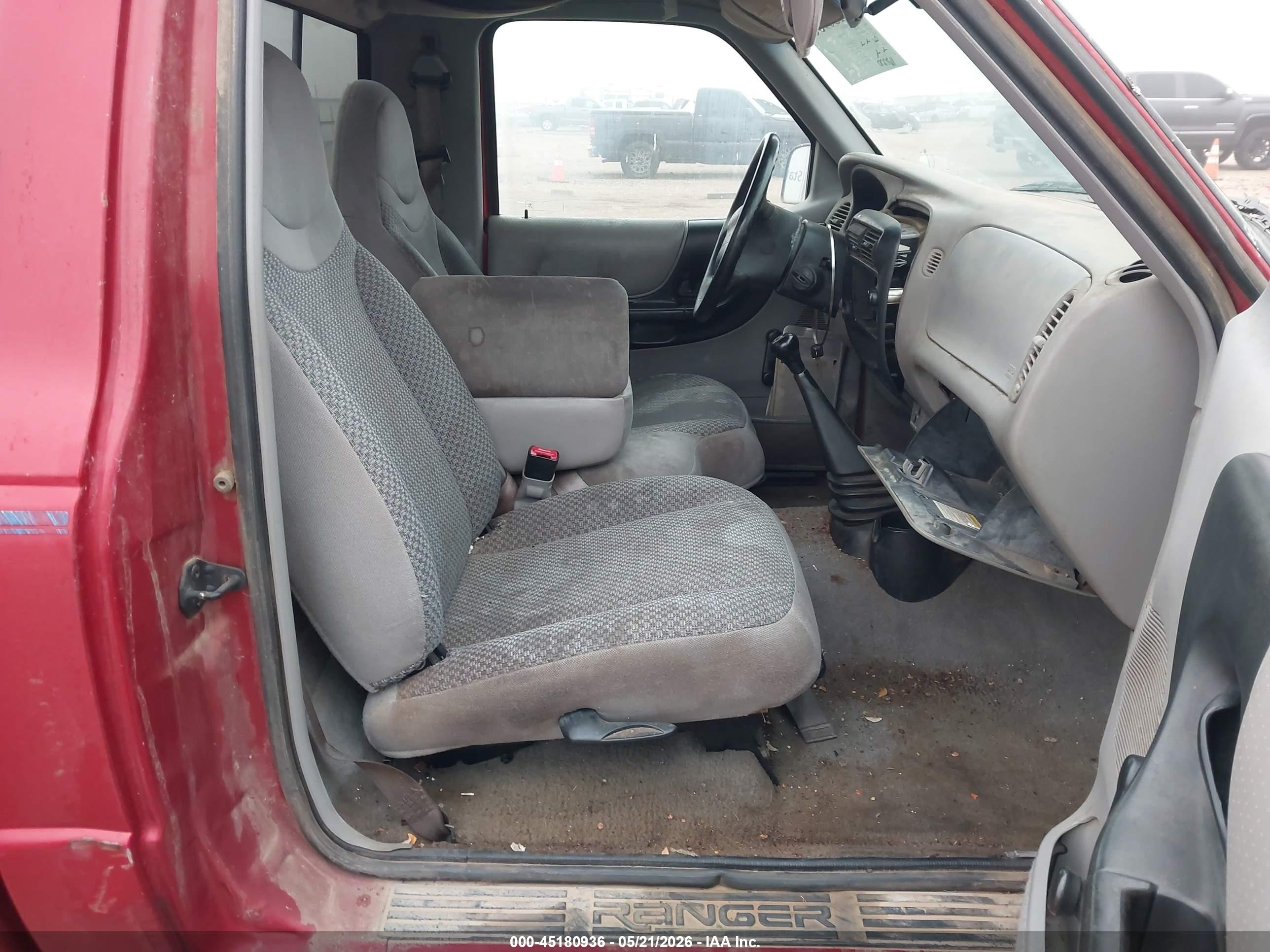 1998 Ford Ranger Splash/xl/xlt Red vin: 1FTYR10C2WUC52567