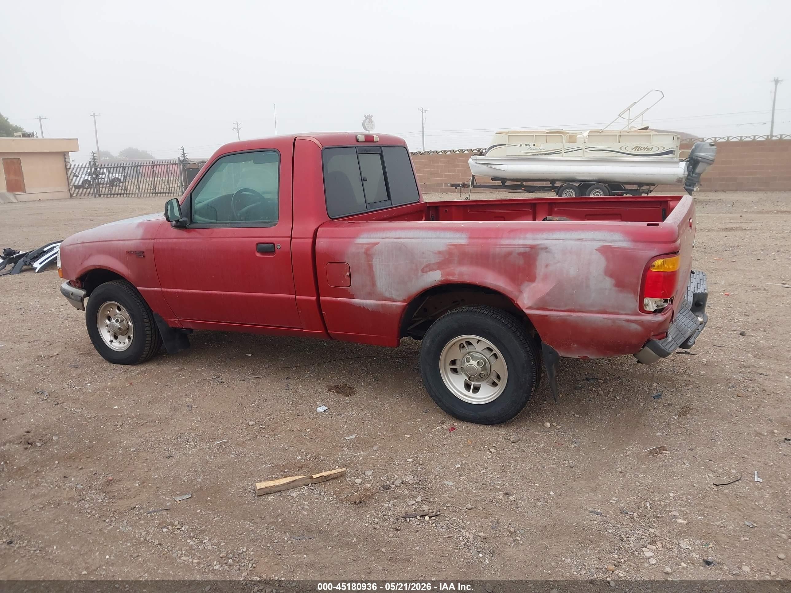 1998 Ford Ranger Splash/xl/xlt Red vin: 1FTYR10C2WUC52567