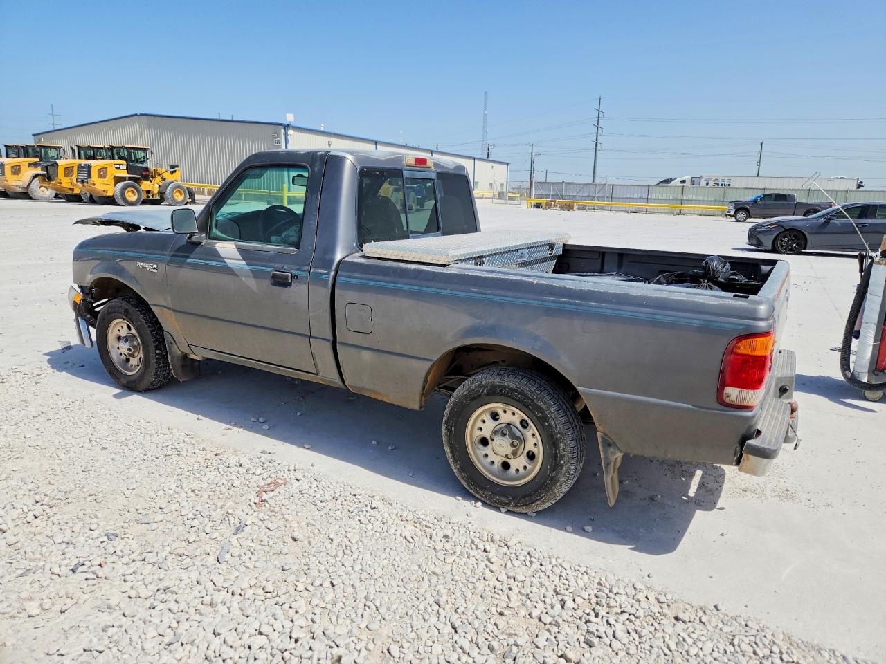 1998 Ford Ranger Gray vin: 1FTYR10C2WUC58675