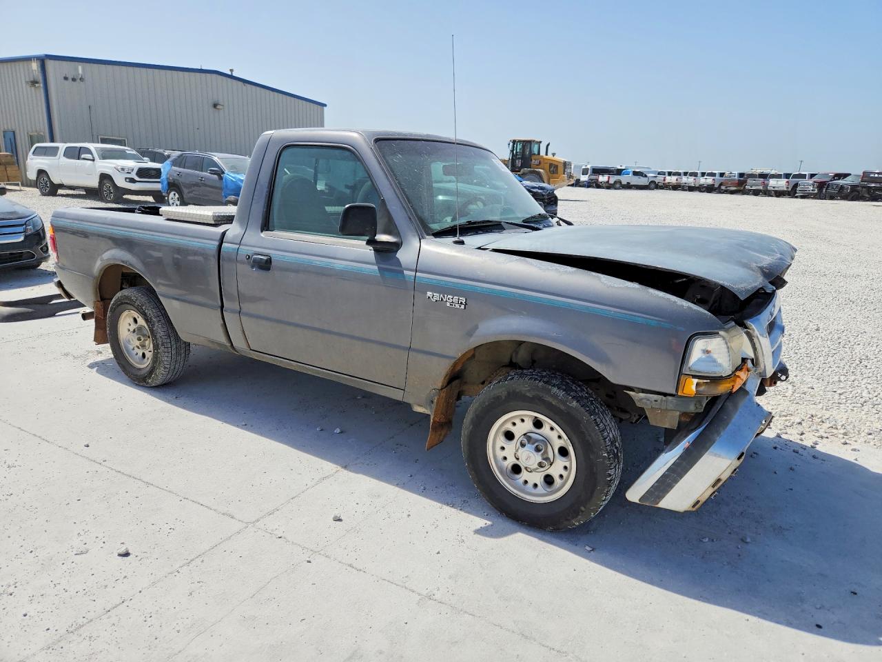 1998 Ford Ranger Gray vin: 1FTYR10C2WUC58675