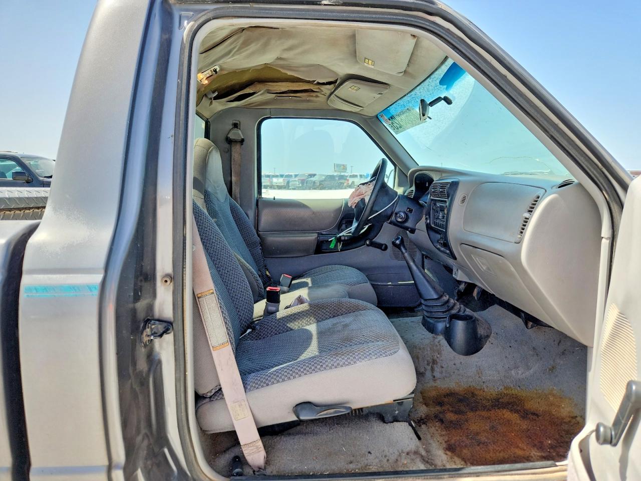 1998 Ford Ranger Gray vin: 1FTYR10C2WUC58675