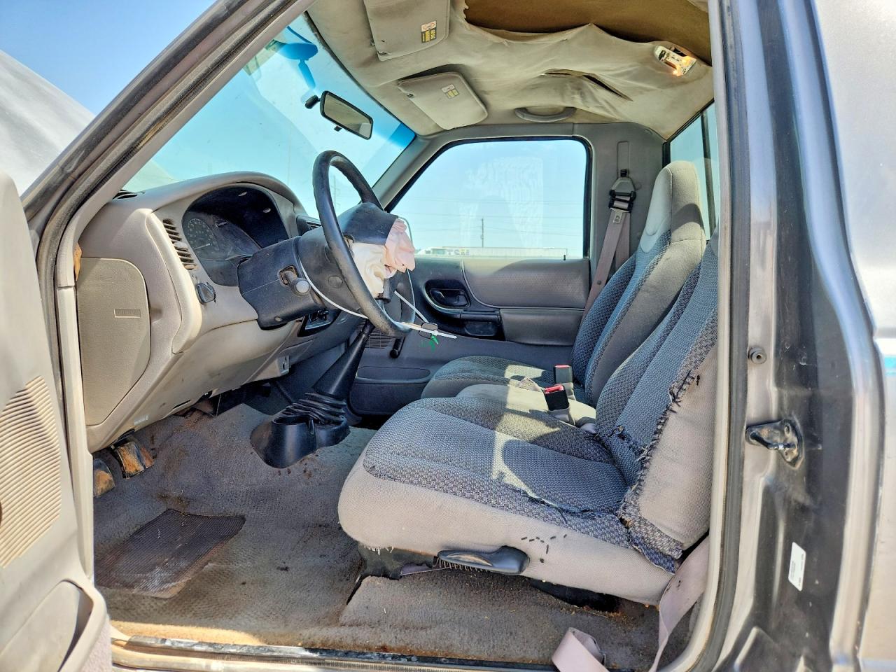 1998 Ford Ranger Gray vin: 1FTYR10C2WUC58675