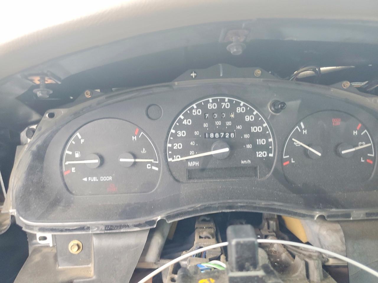 1999 Ford Ranger Желто-коричневый vin: 1FTYR10C2XPB64103