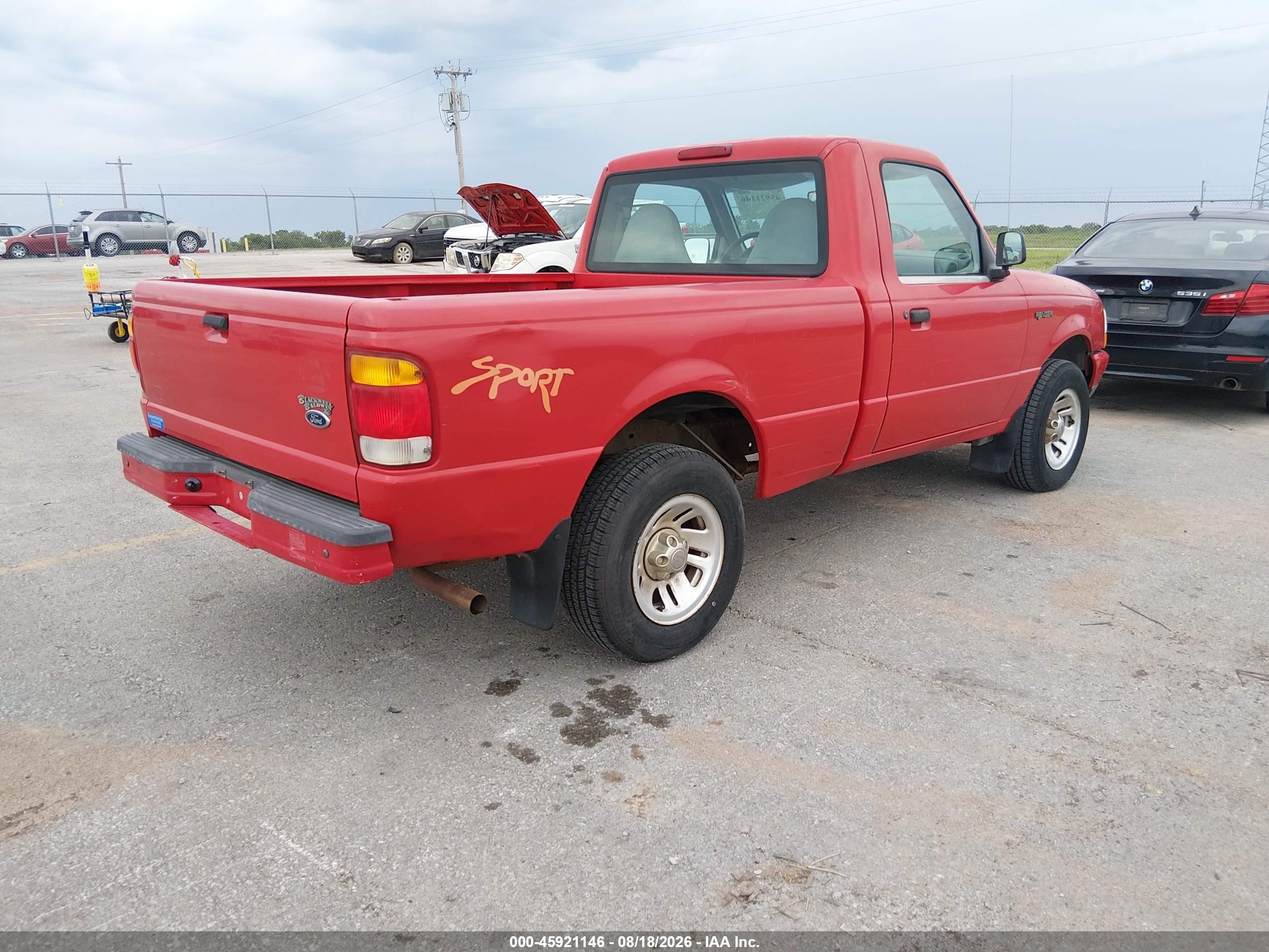 1999 Ford Ranger Xl/xlt Red vin: 1FTYR10C2XPC02316