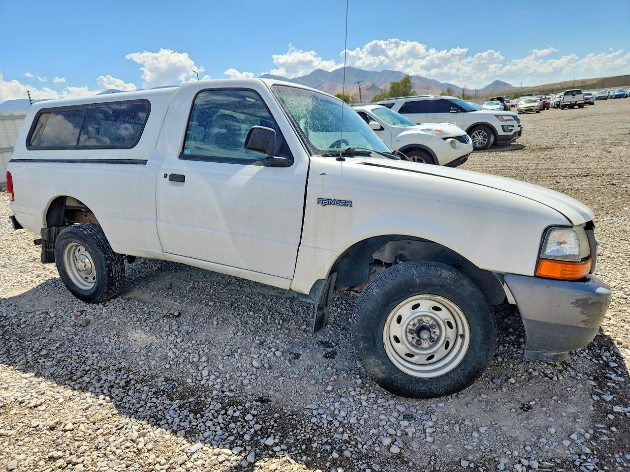 2000 Ford Ranger White vin: 1FTYR10C2YPA01162