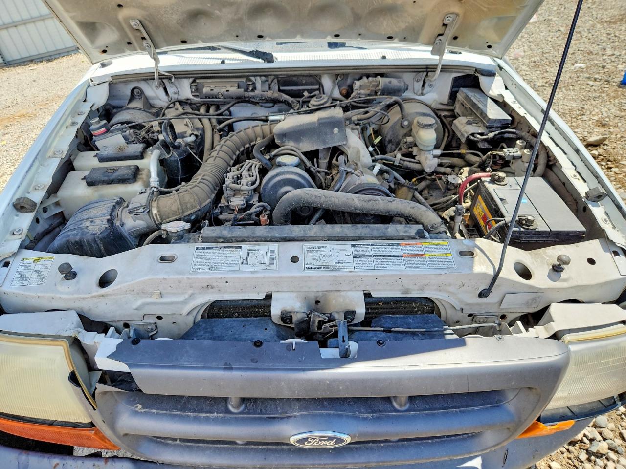 2000 Ford Ranger White vin: 1FTYR10C2YPA01162
