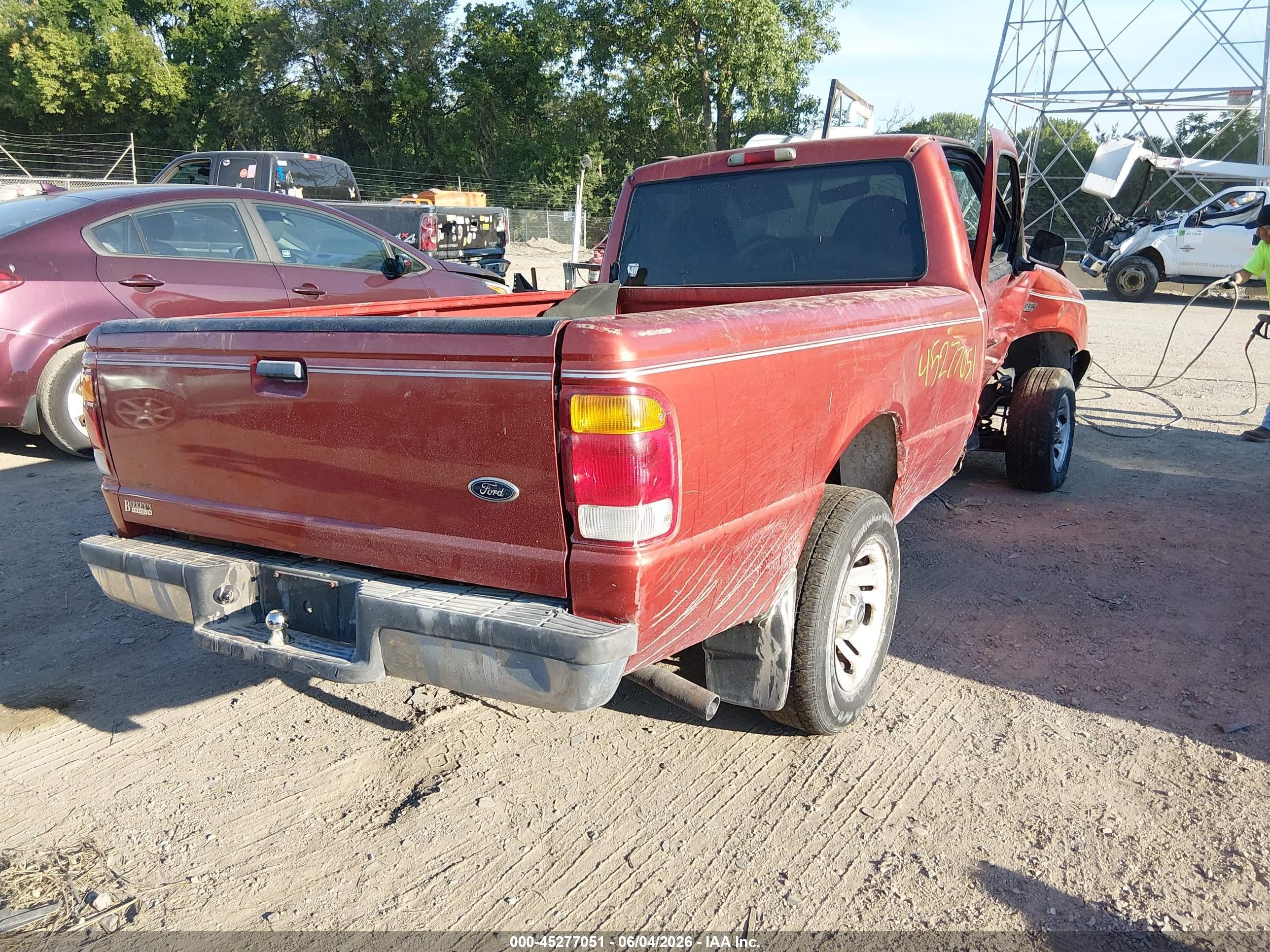 1999 Ford Ranger Xl/xlt Orange vin: 1FTYR10C3XUA00280