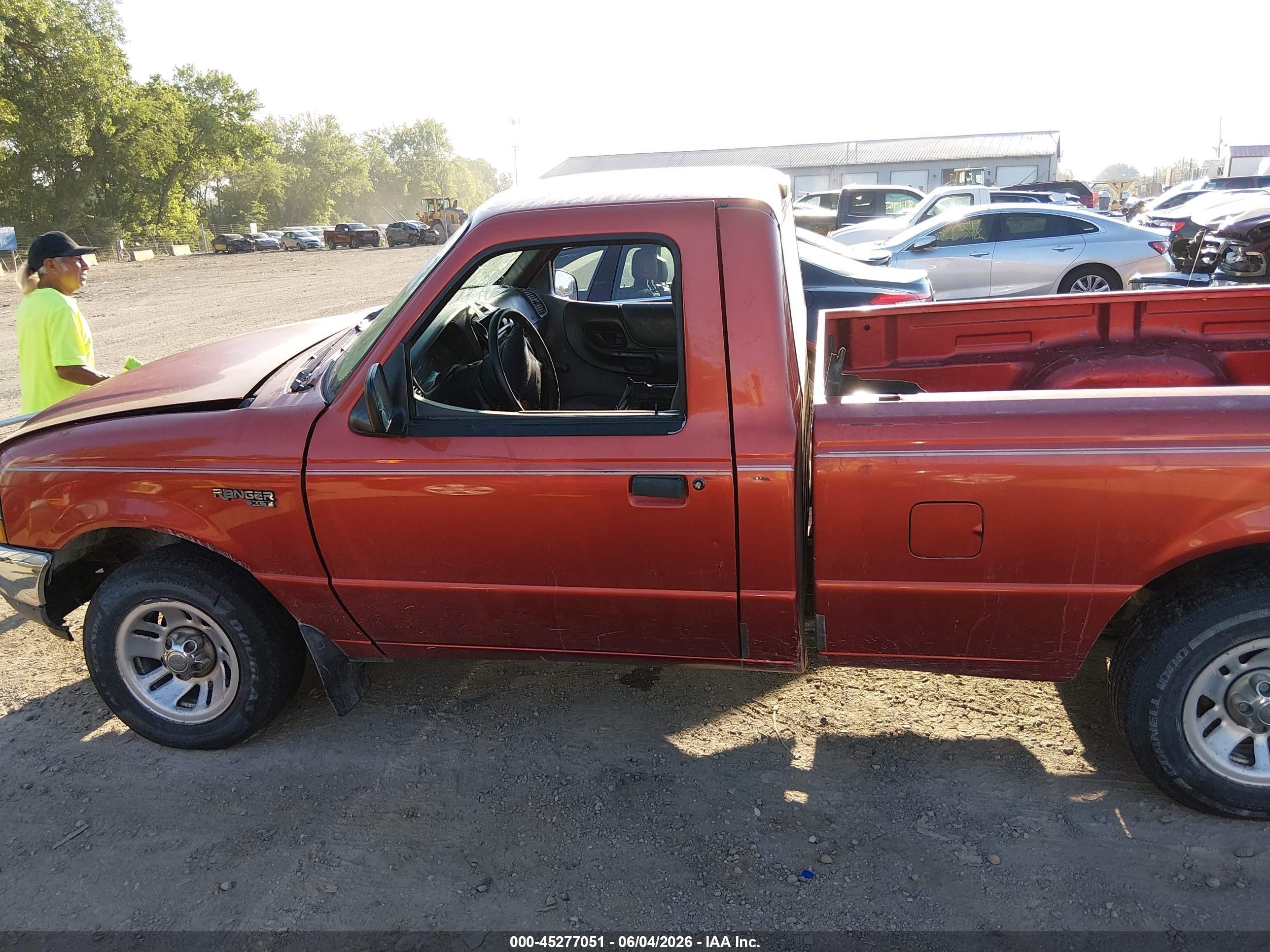 1999 Ford Ranger Xl/xlt Orange vin: 1FTYR10C3XUA00280