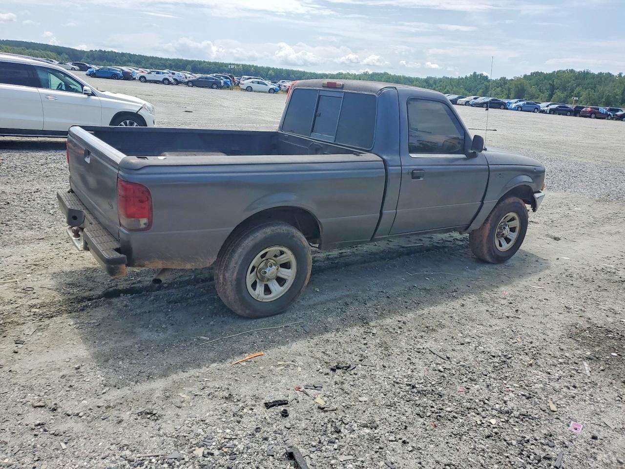 2000 Ford Ranger Gray vin: 1FTYR10C3YPA19167