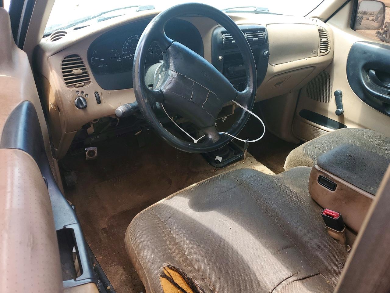 2000 Ford Ranger Gray vin: 1FTYR10C3YPA19167