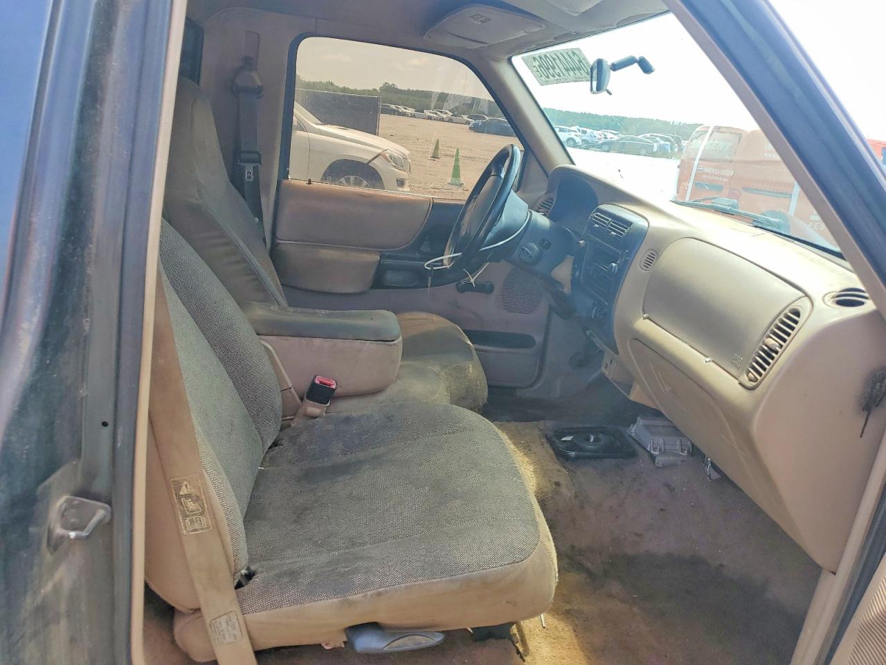 2000 Ford Ranger Gray vin: 1FTYR10C3YPA19167