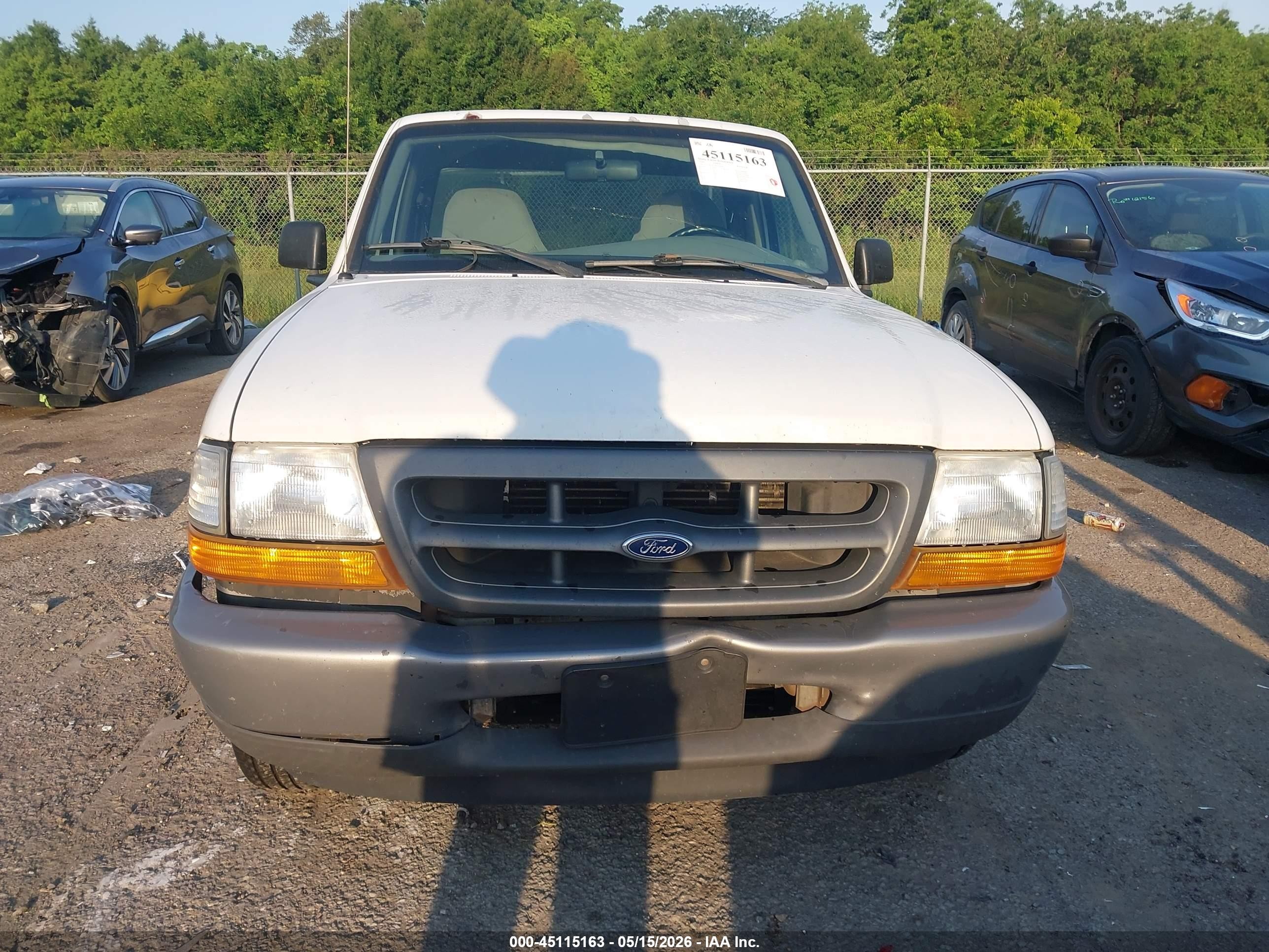 2000 Ford Ranger Xl/xlt White vin: 1FTYR10C3YPA42836