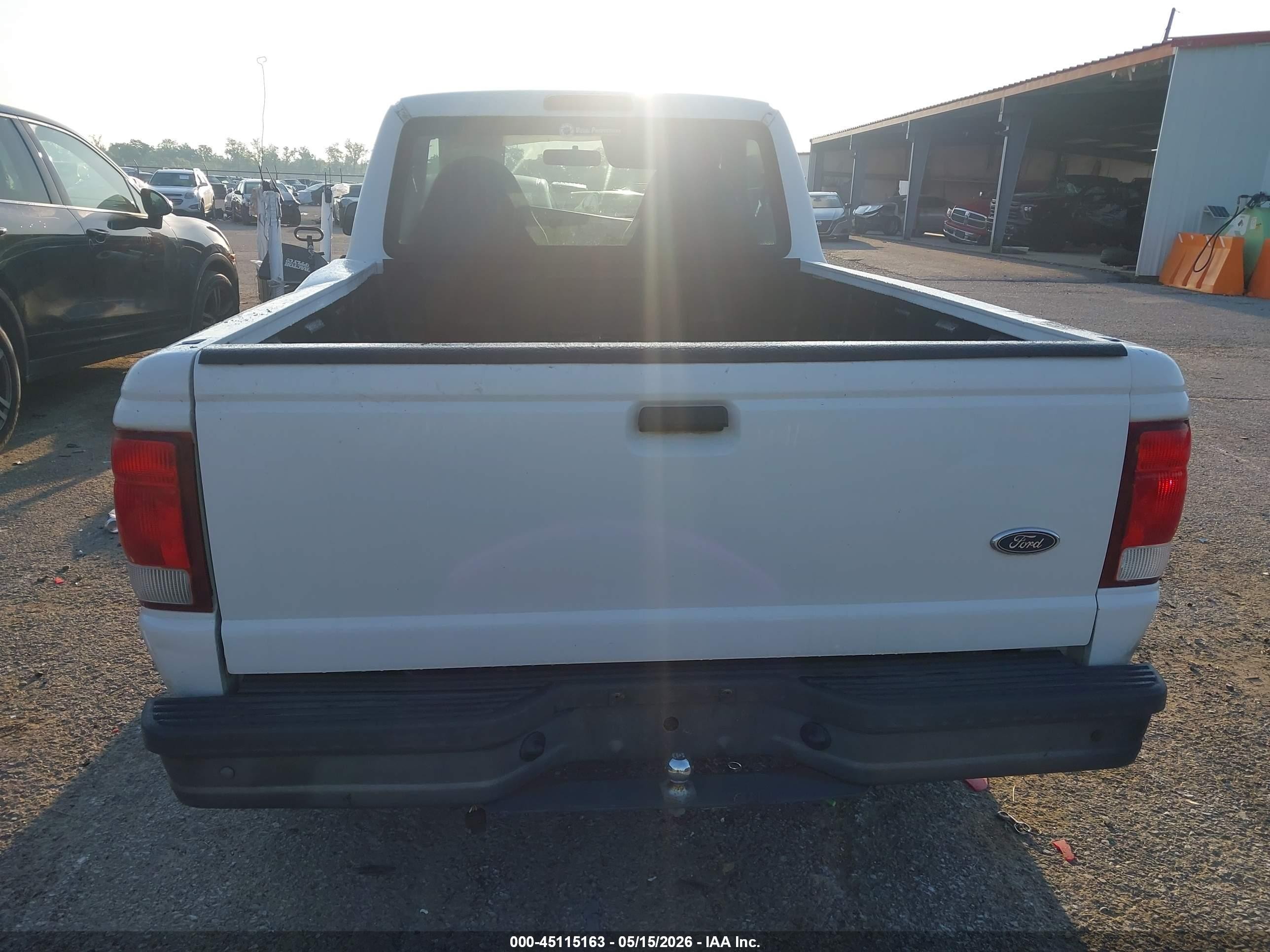2000 Ford Ranger Xl/xlt White vin: 1FTYR10C3YPA42836