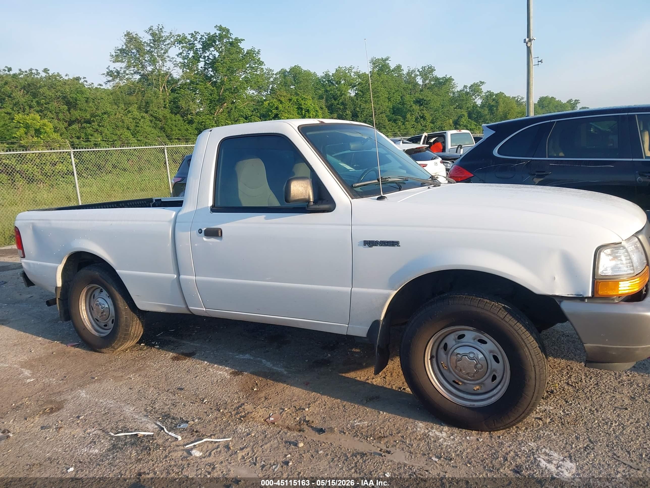 2000 Ford Ranger Xl/xlt White vin: 1FTYR10C3YPA42836