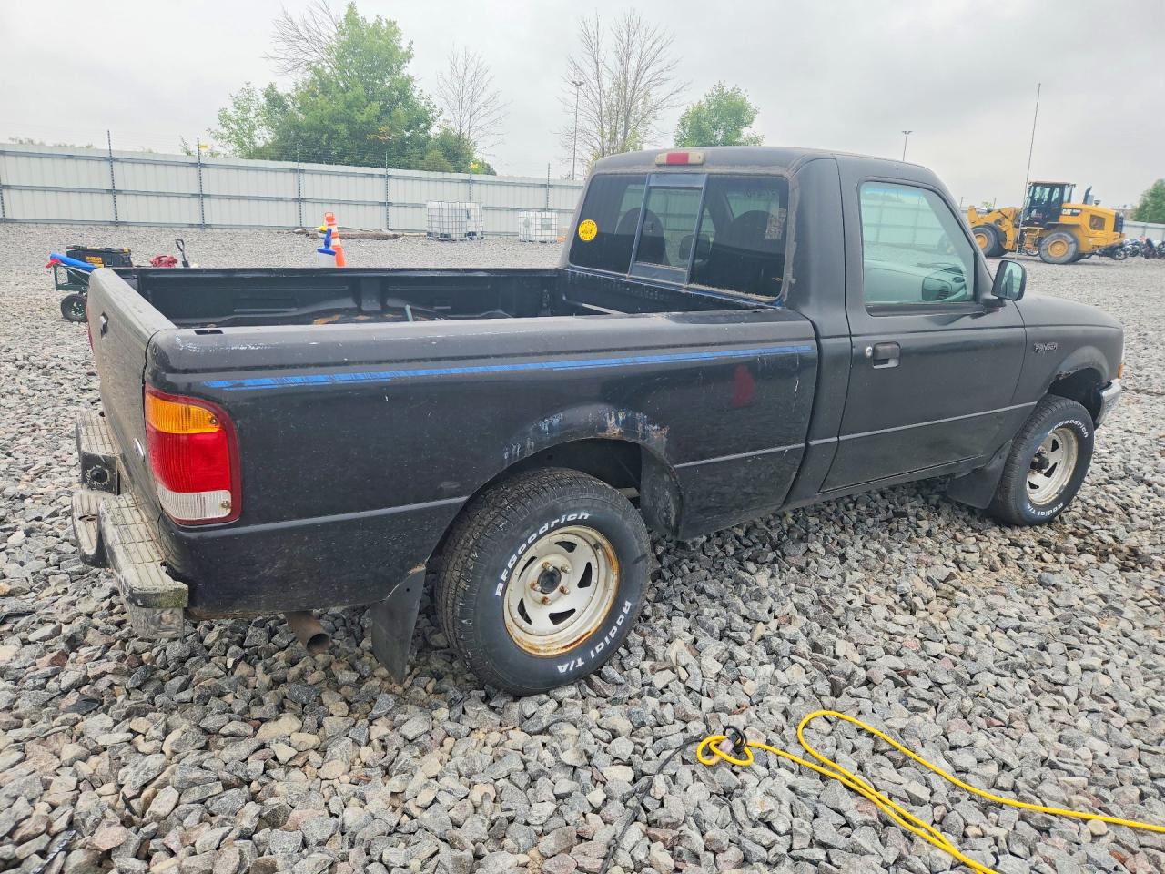 1999 Ford Ranger Black vin: 1FTYR10C4XUB44985