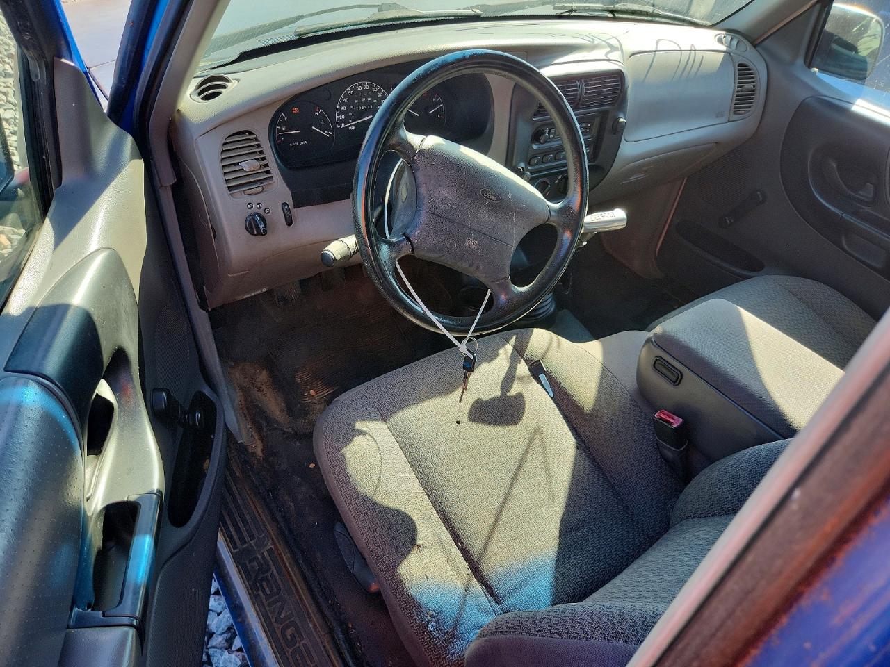 1999 Ford Ranger Black vin: 1FTYR10C4XUB44985