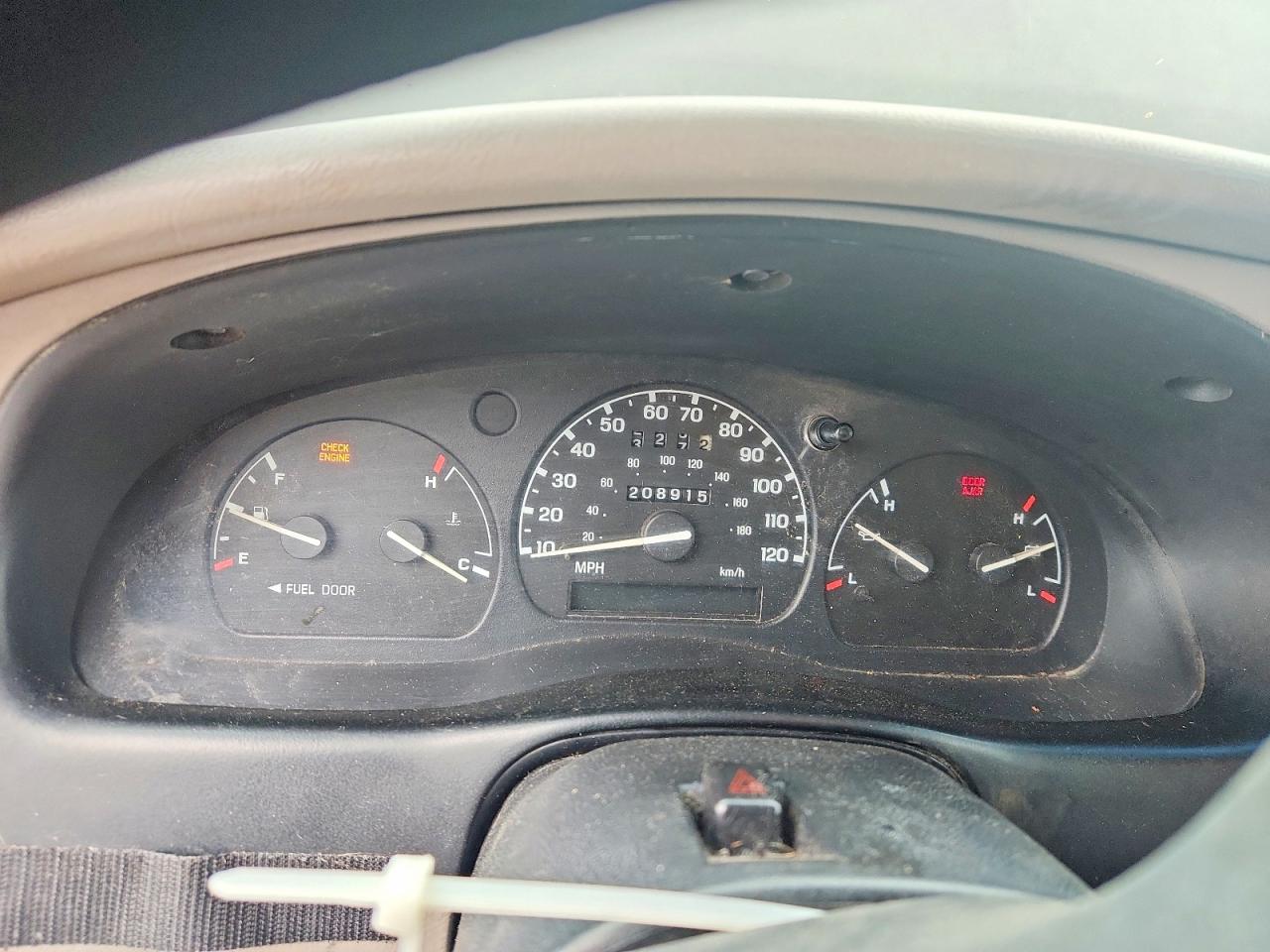 1999 Ford Ranger Black vin: 1FTYR10C4XUB44985