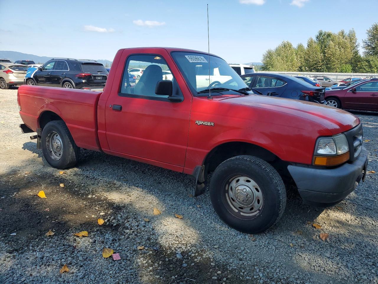 2000 Ford Ranger Красный vin: 1FTYR10C4YPB38703
