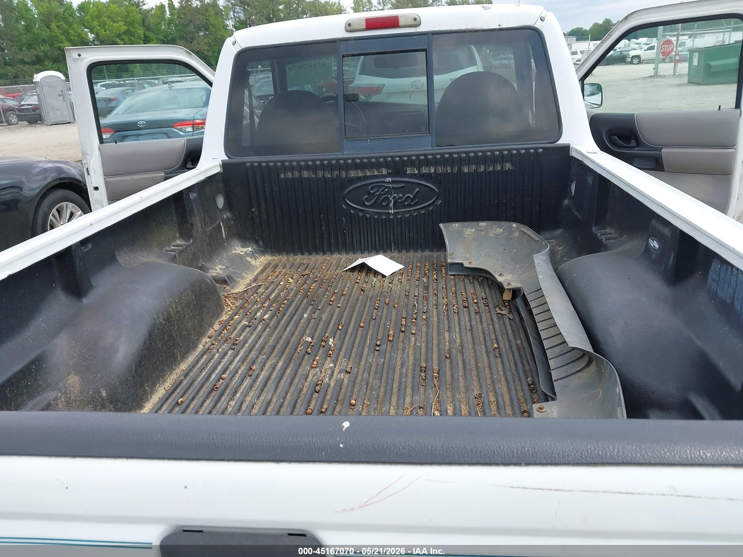 2000 Ford Ranger Xl/xlt White vin: 1FTYR10C4YTB45349