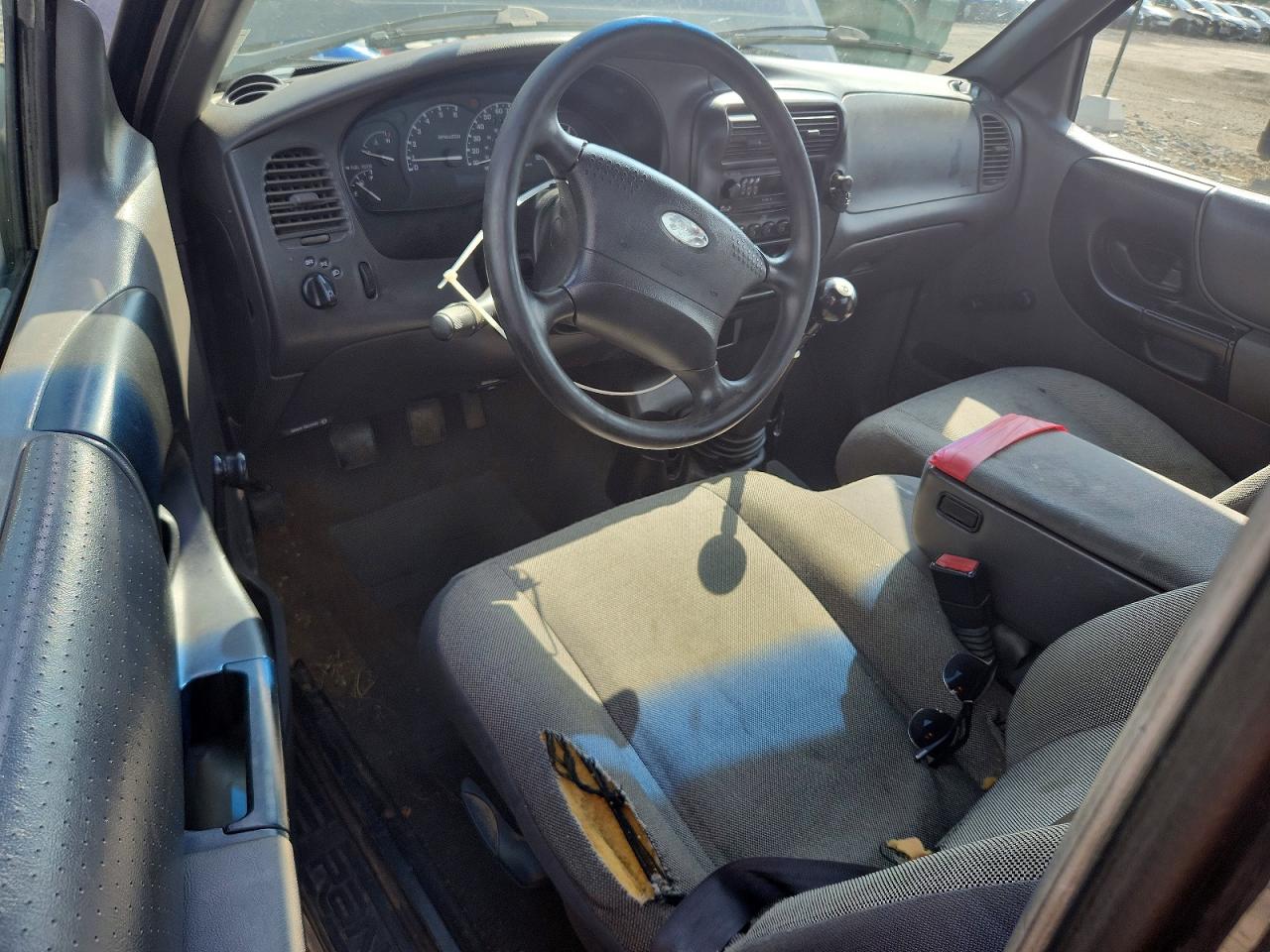 2001 Ford Ranger Black vin: 1FTYR10C51TA25470