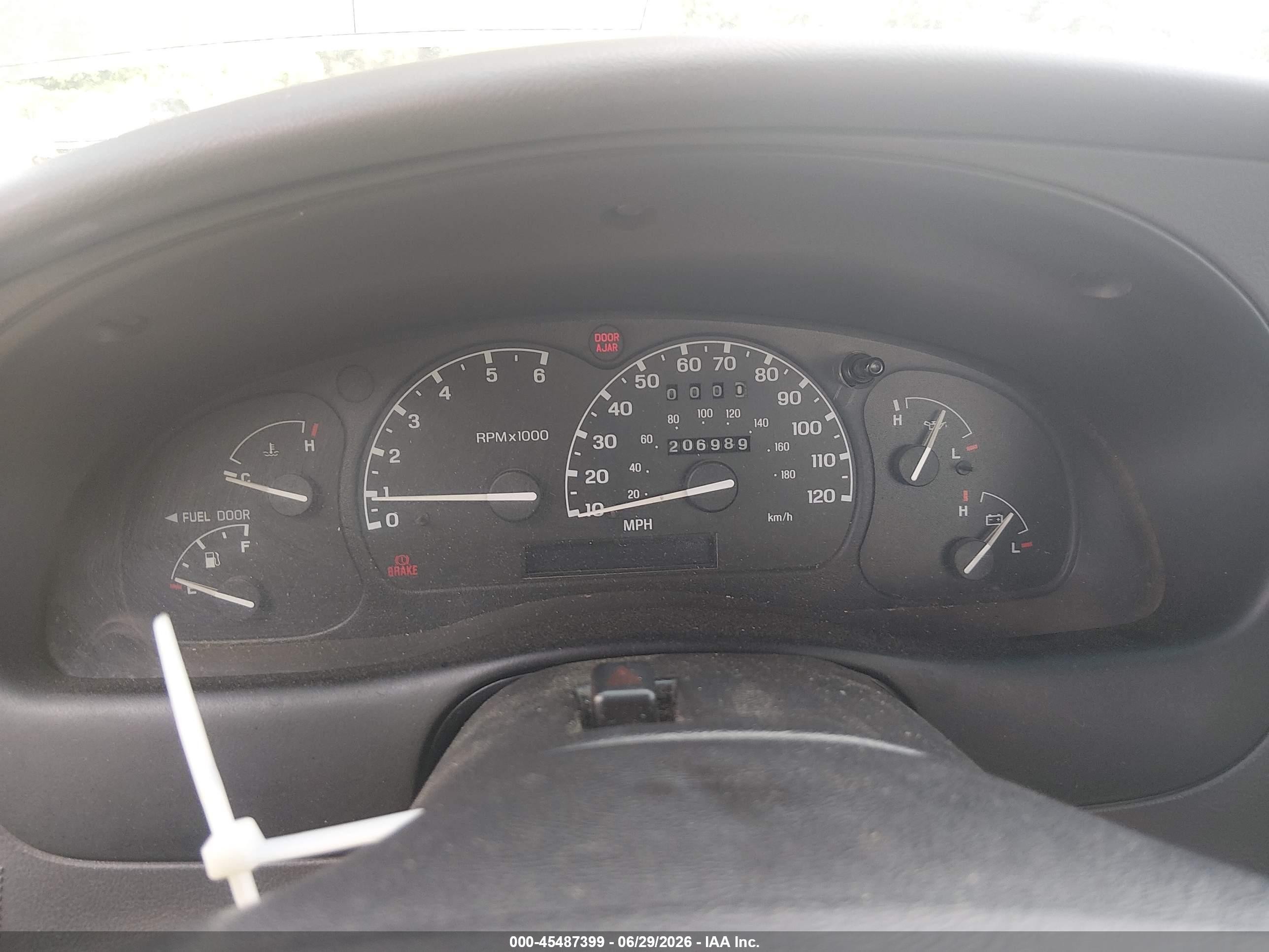 2001 Ford Ranger Xl/xlt White vin: 1FTYR10C51TA34041