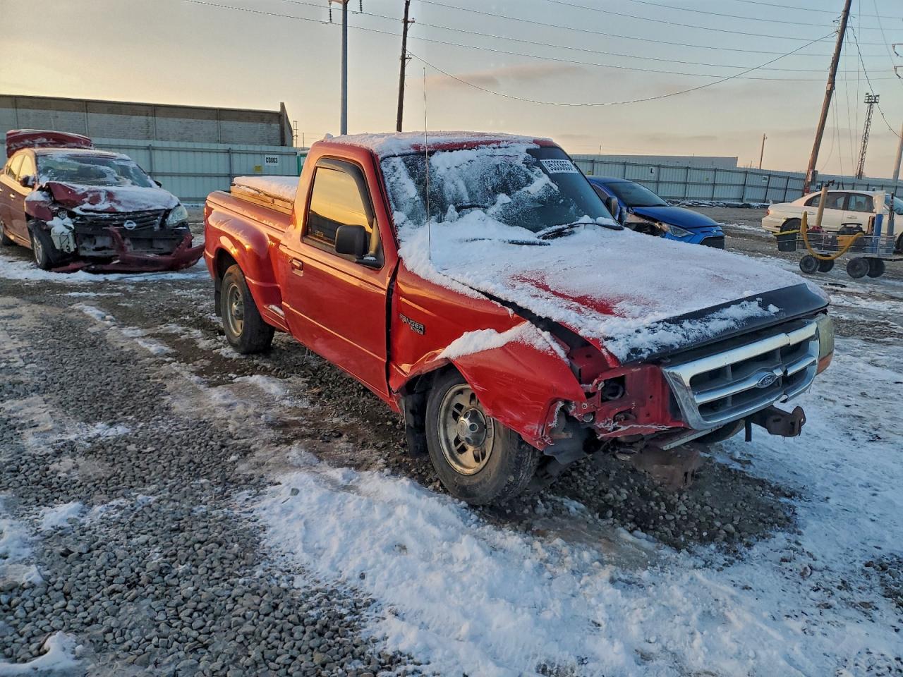 1998 Ford Ranger Burgundy vin: 1FTYR10C5WPA65175